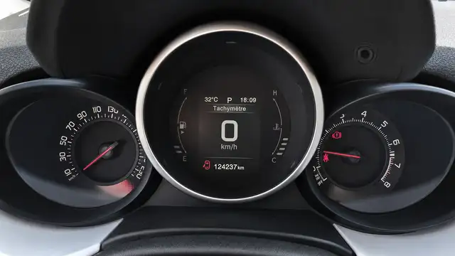 Fiat 500X view 12