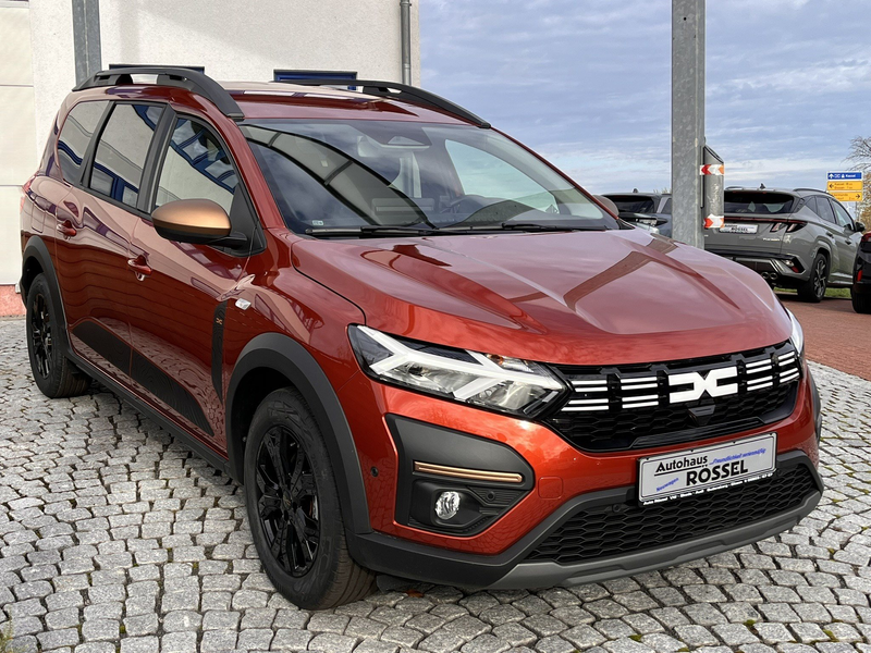 Dacia Jogger HEV 140 Hybrid Extreme Alu 16" PDC+RFK LED — photo 4