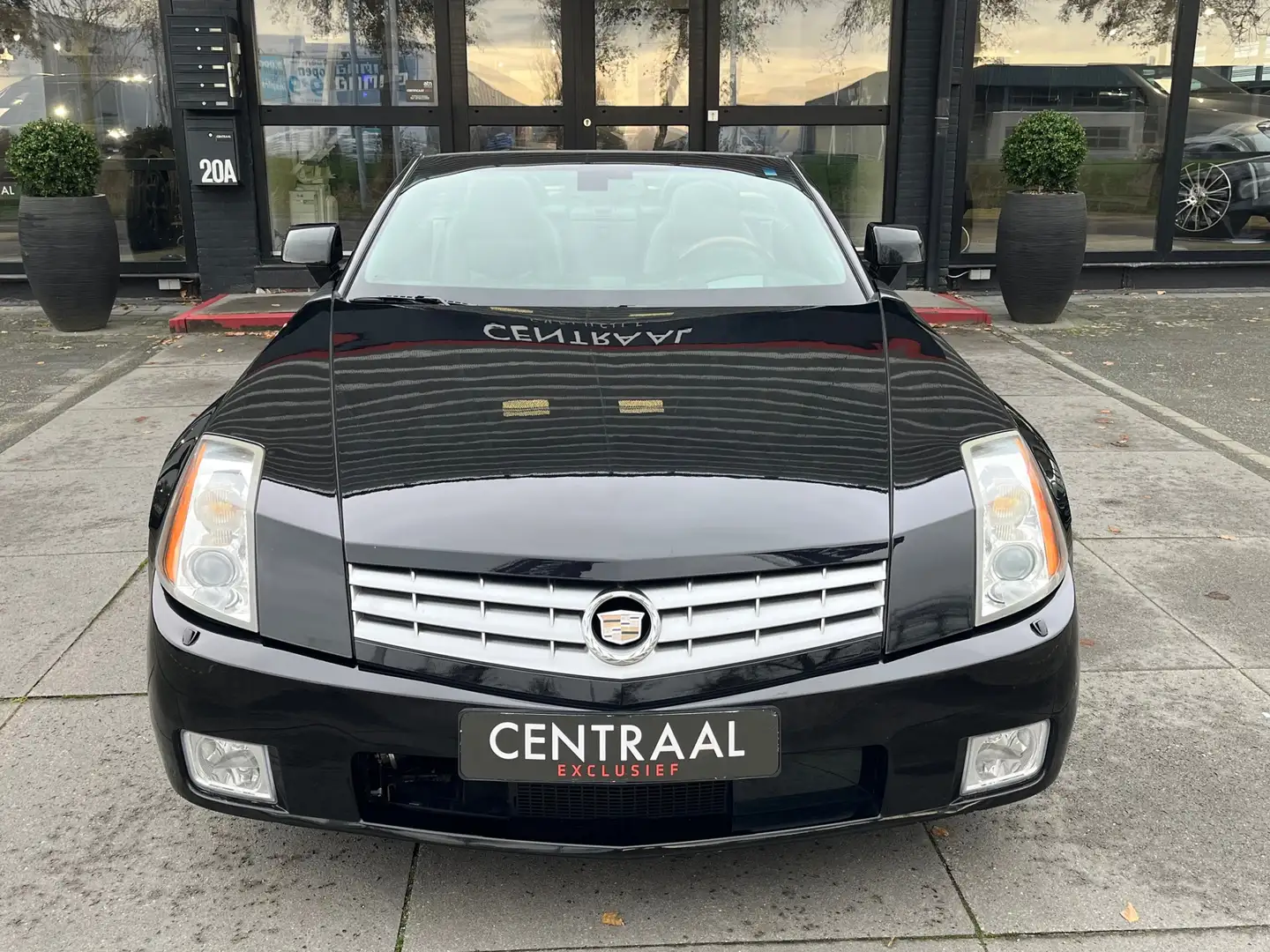 Cadillac XLR 4.6 V8|Bose|Head-Up|Keyless|Leder|Pdc|Stoelverwarm Schwarz - 2