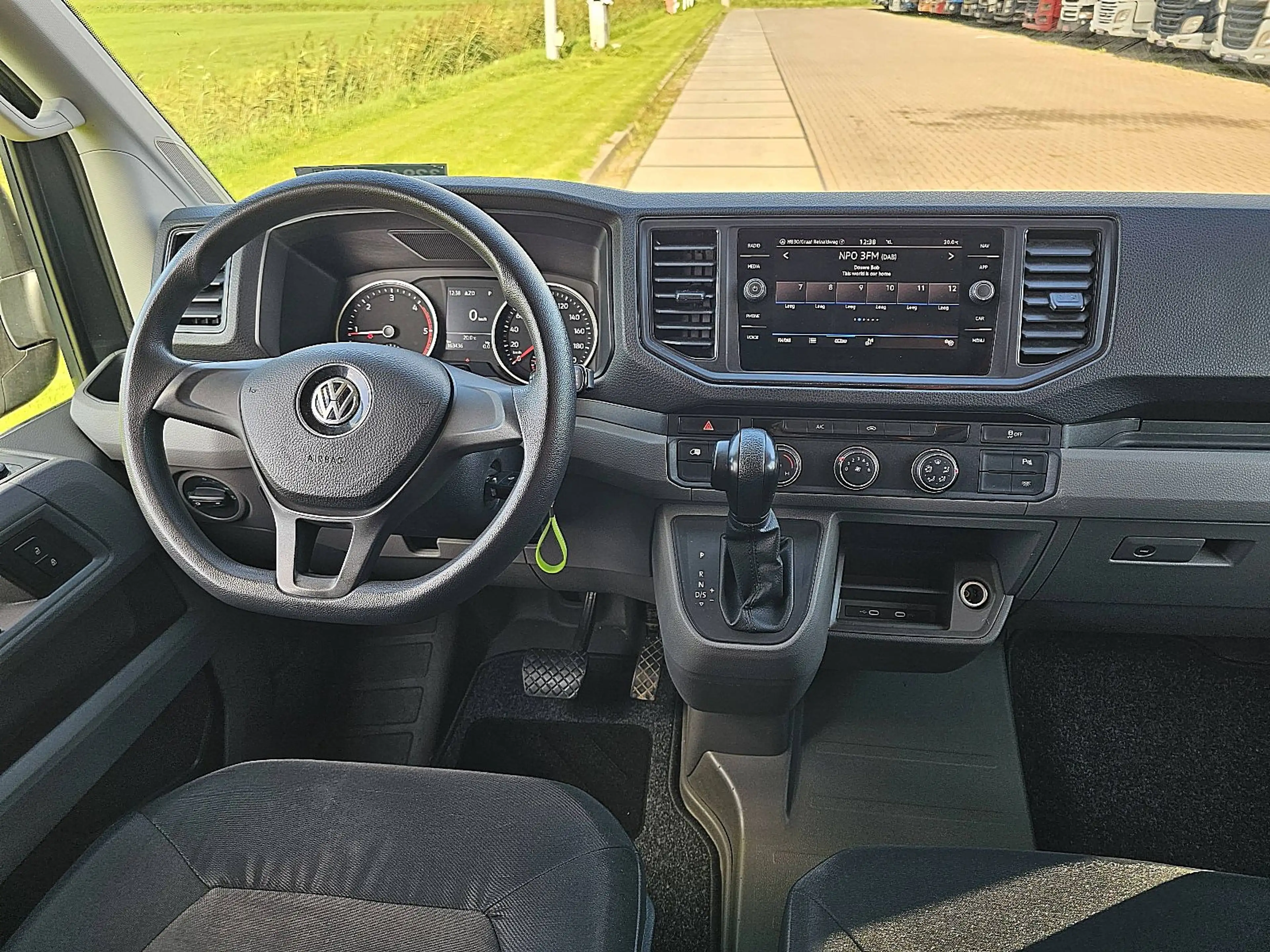 Volkswagen Crafter 35 2.0 L4H3 Automaat Navi! — photo 8