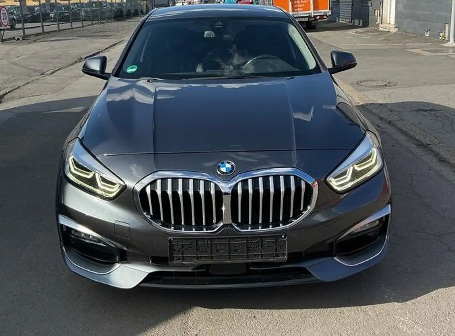 BMW 118 118i Luxury 140cv auto Grigio - 2