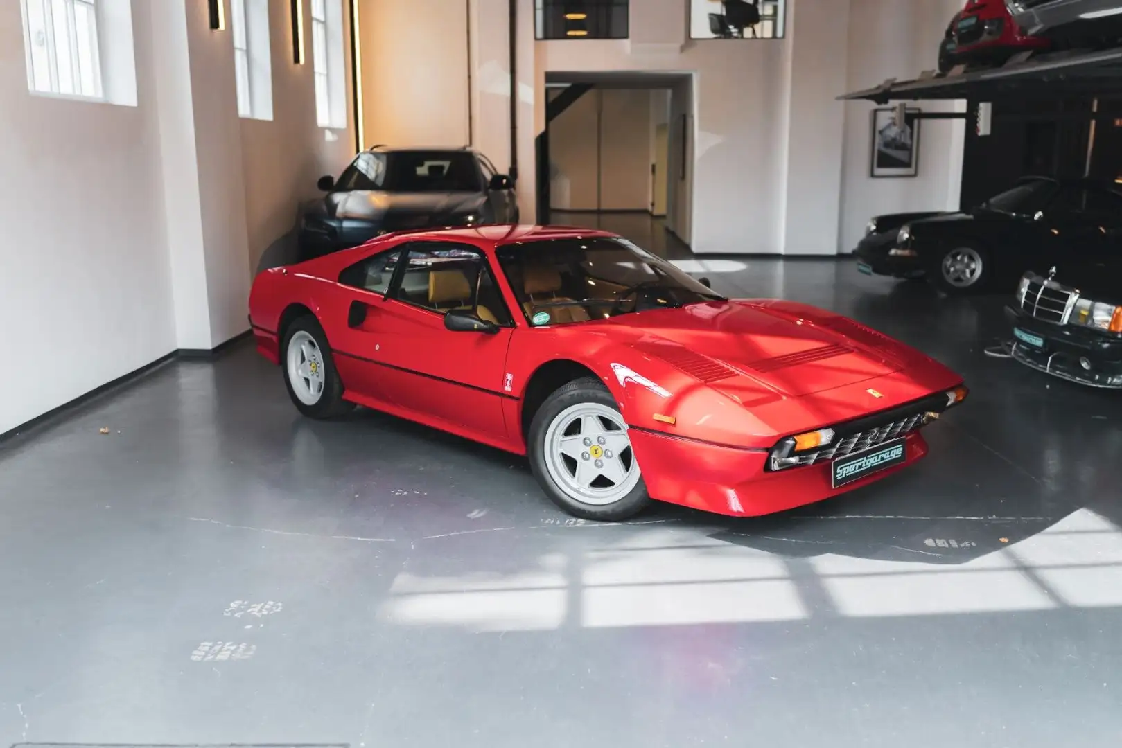 Ferrari 308 GTBi QV  *DT. FZG / PERFEKTE HISTORIE* Rot - 1