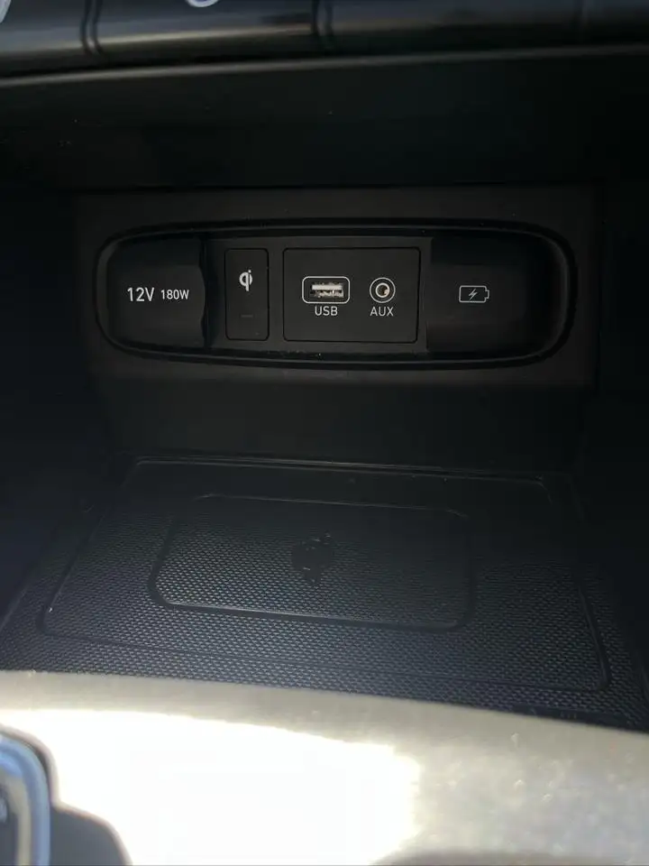 Hyundai SANTA FE снимка Hyundai SANTA FE