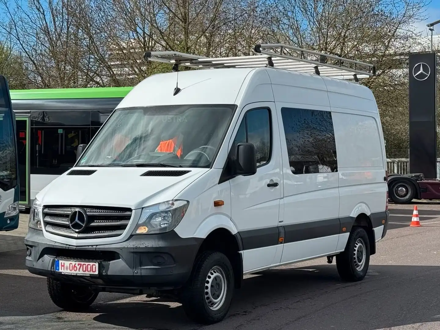 Mercedes-Benz Sprinter 314 CDI*4X4*Navigation*StHz*SHZ*6-Sitzer*Tempomat* Weiß - 1