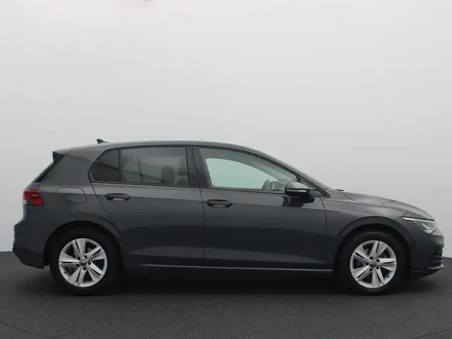 Volkswagen Golf view 17
