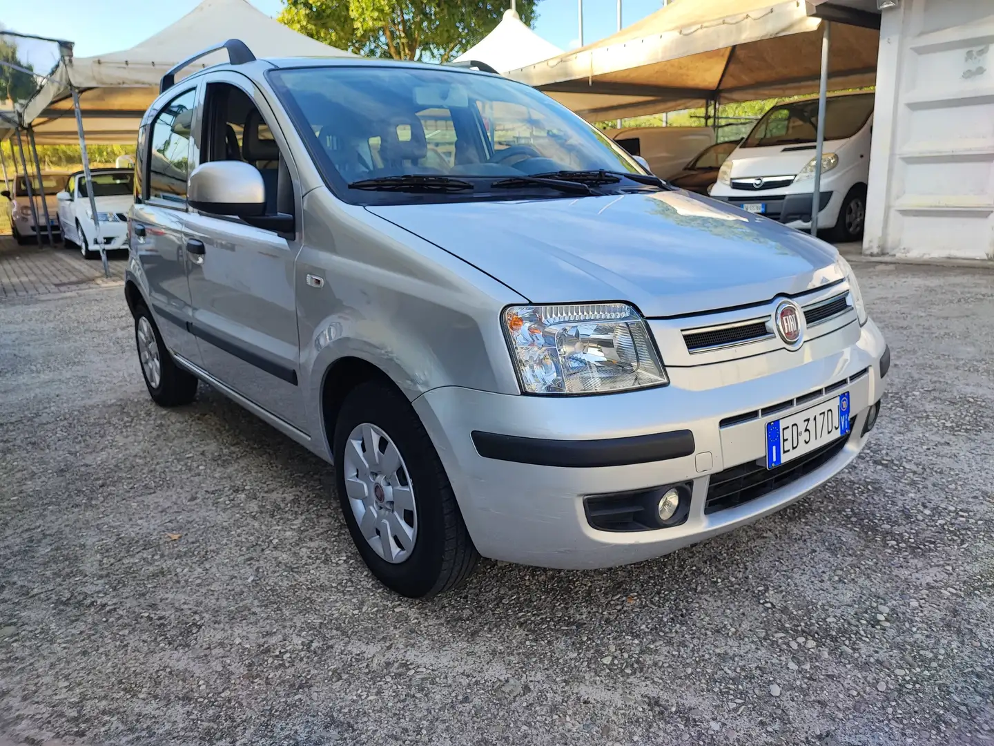 Fiat Panda 1.2 5 Posti KM 91.000 UNICO PROPRIETARIO Argent - 1