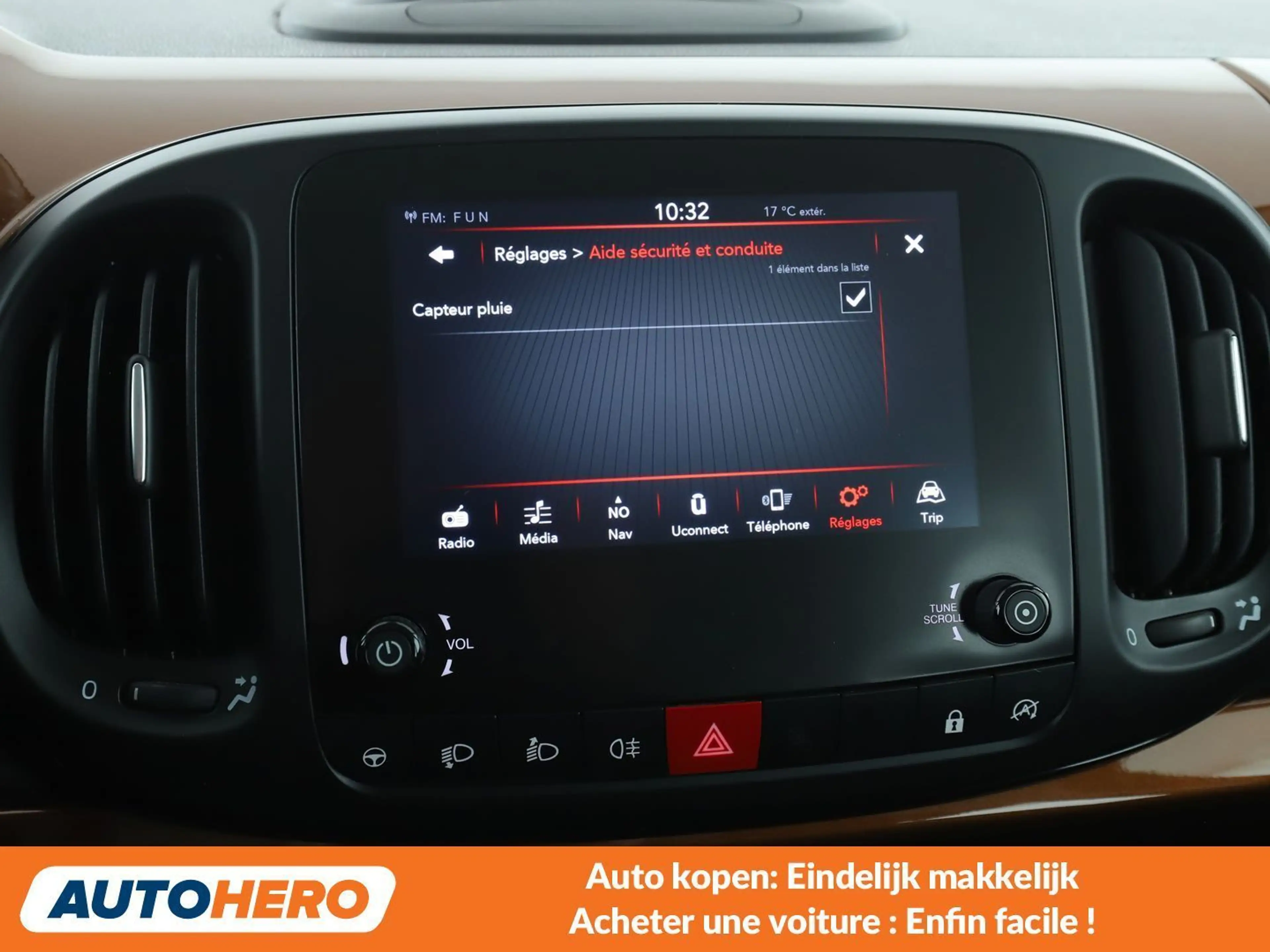 Fiat 500L 1.4 Mirror — photo 11