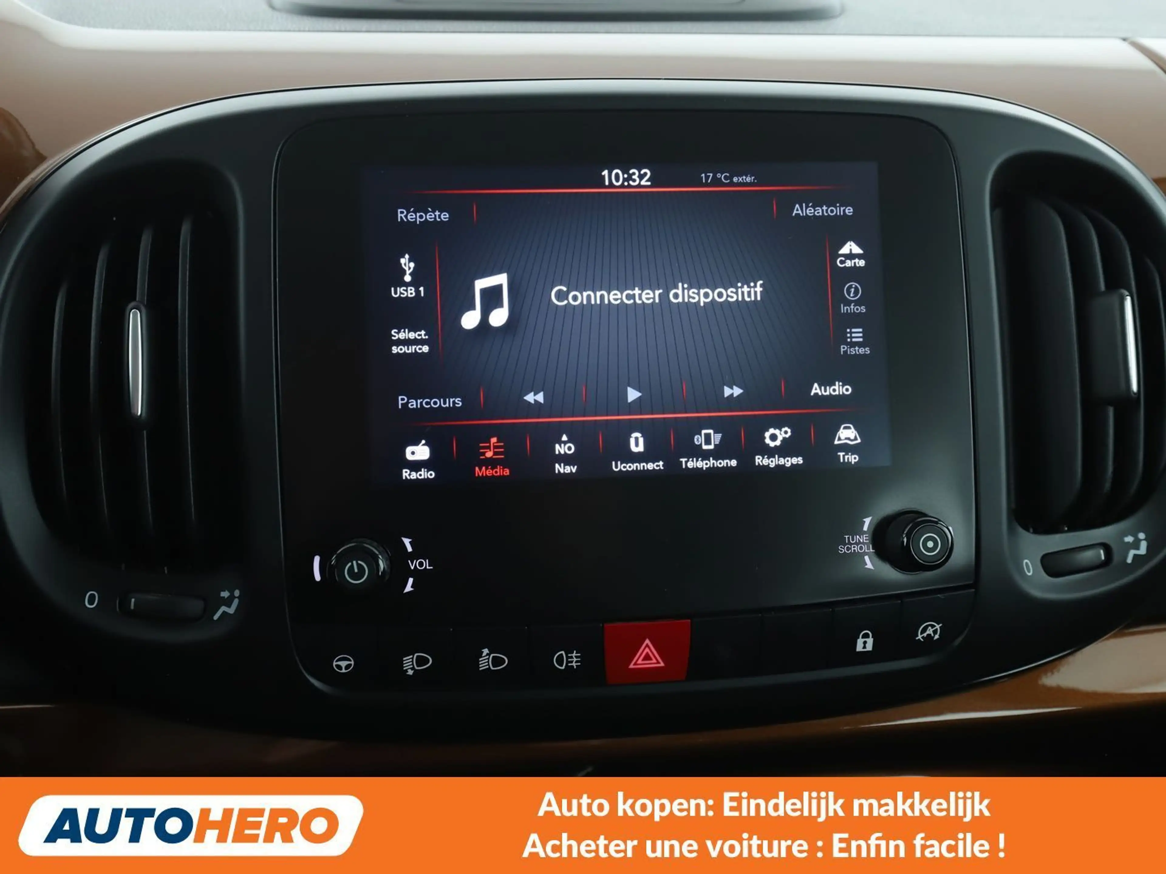 Fiat 500L 1.4 Mirror — photo 12
