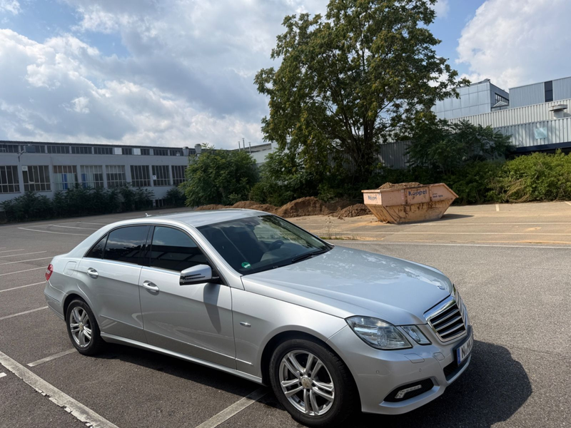 Mercedes-Benz E 200 Limousine Avantgarde / 140.000 km — photo 3