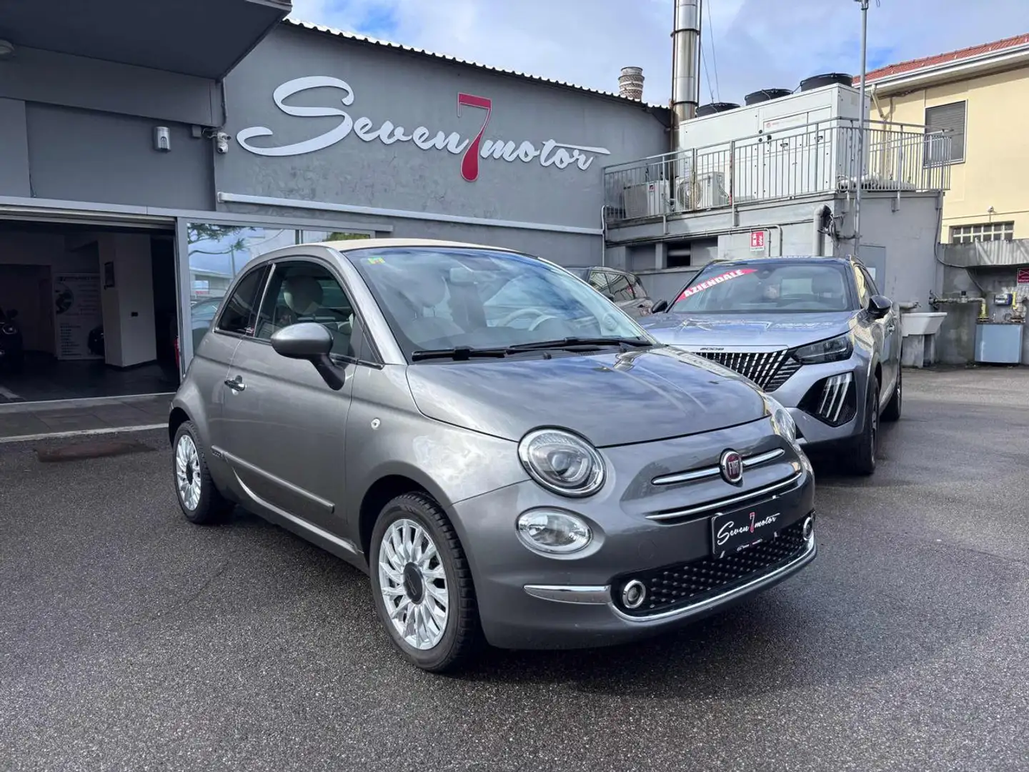 Fiat 500C 1.2 Lounge Grau - 1