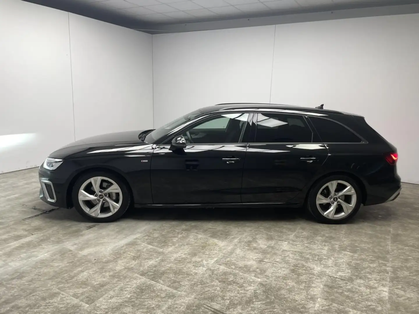 Audi A4 Avant 40 TFSI S line Klima Navi Rückfahrkamera Negro - 2