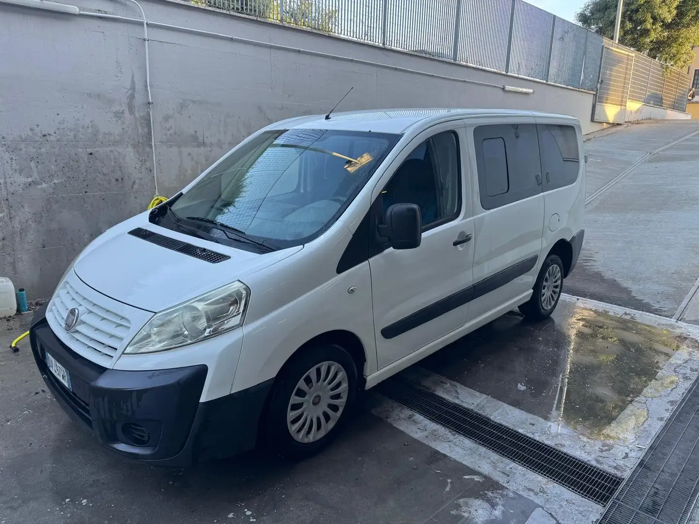 Fiat Scudo 1,6 MJET 9 POSTI Bianco - 1
