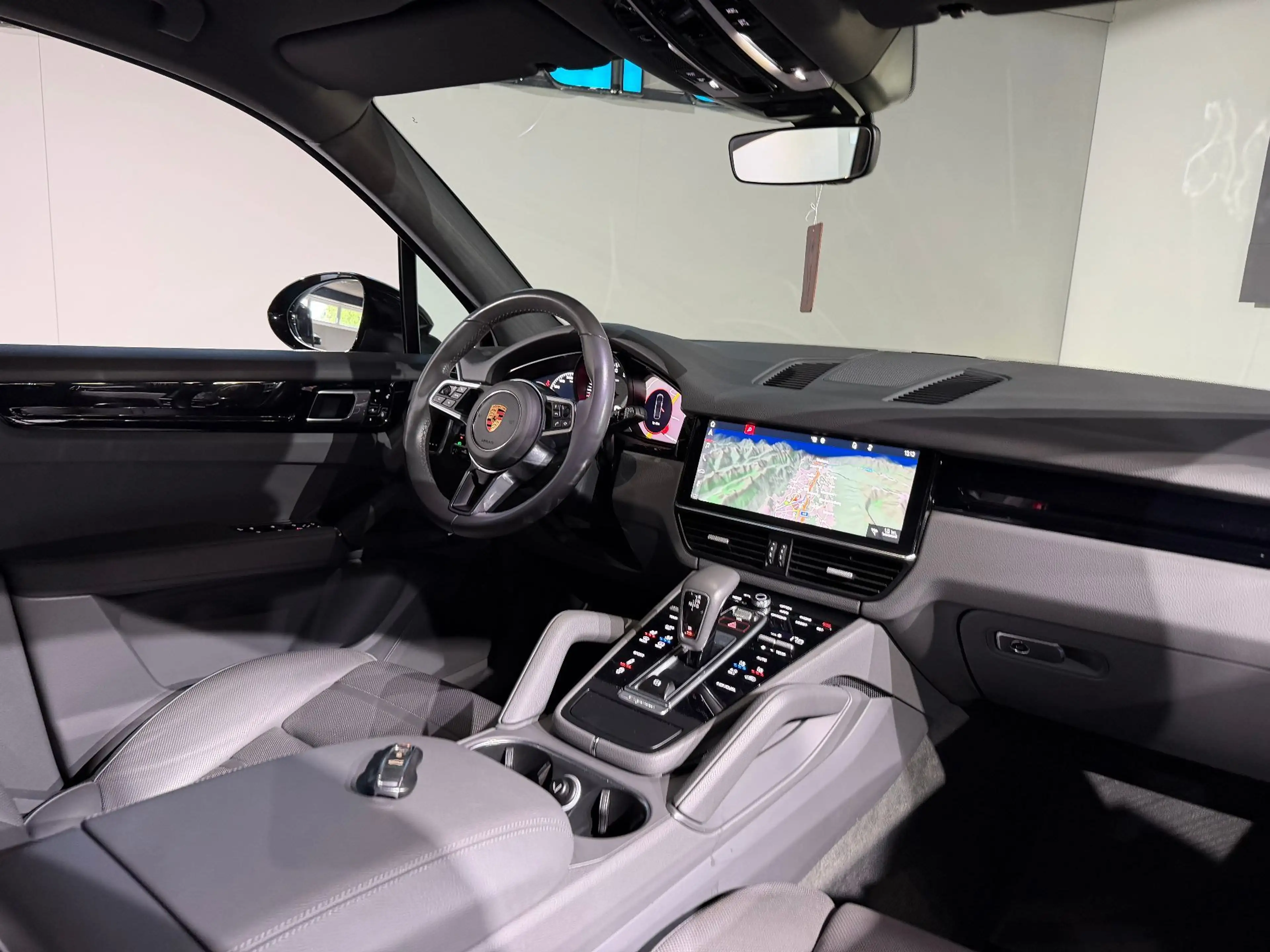 Porsche Cayenne S / LUFT / AHK / SOFT CLOSE / — photo 38