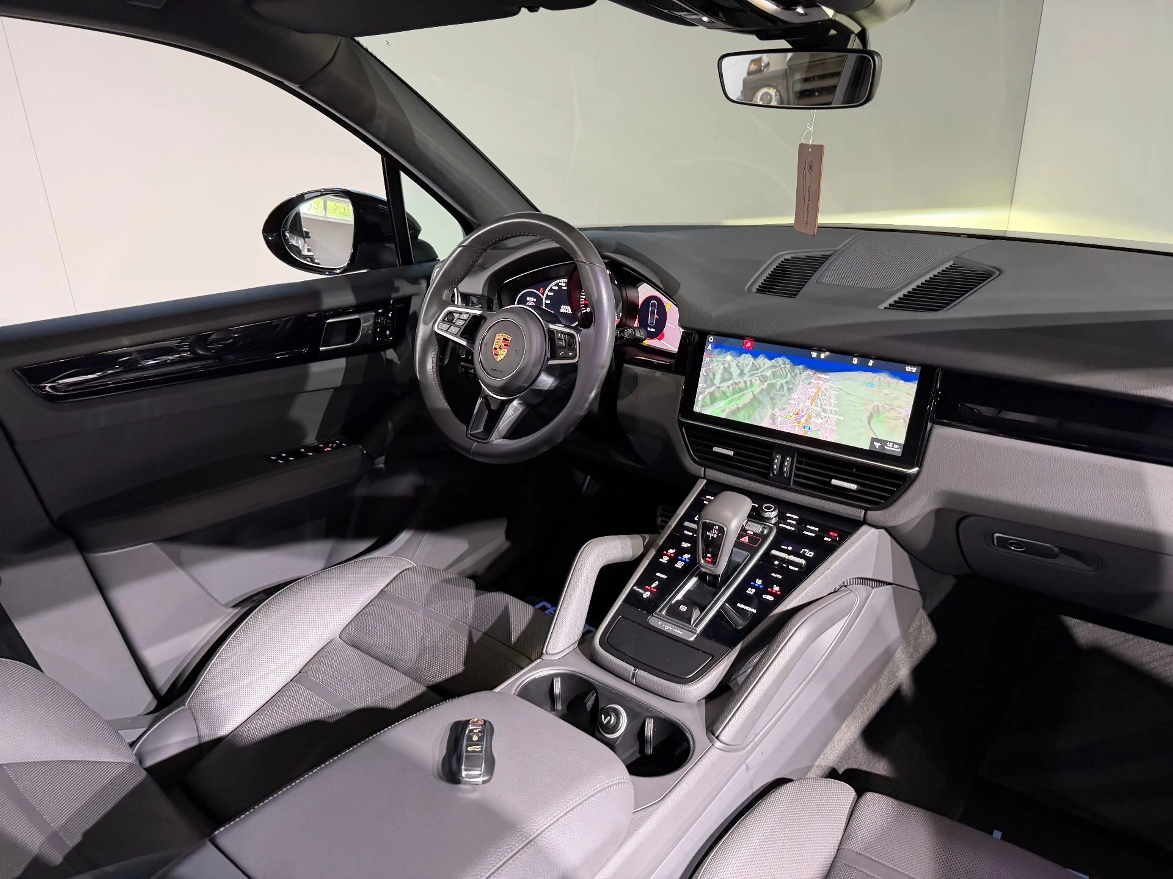 Porsche Cayenne S / LUFT / AHK / SOFT CLOSE / — photo 36