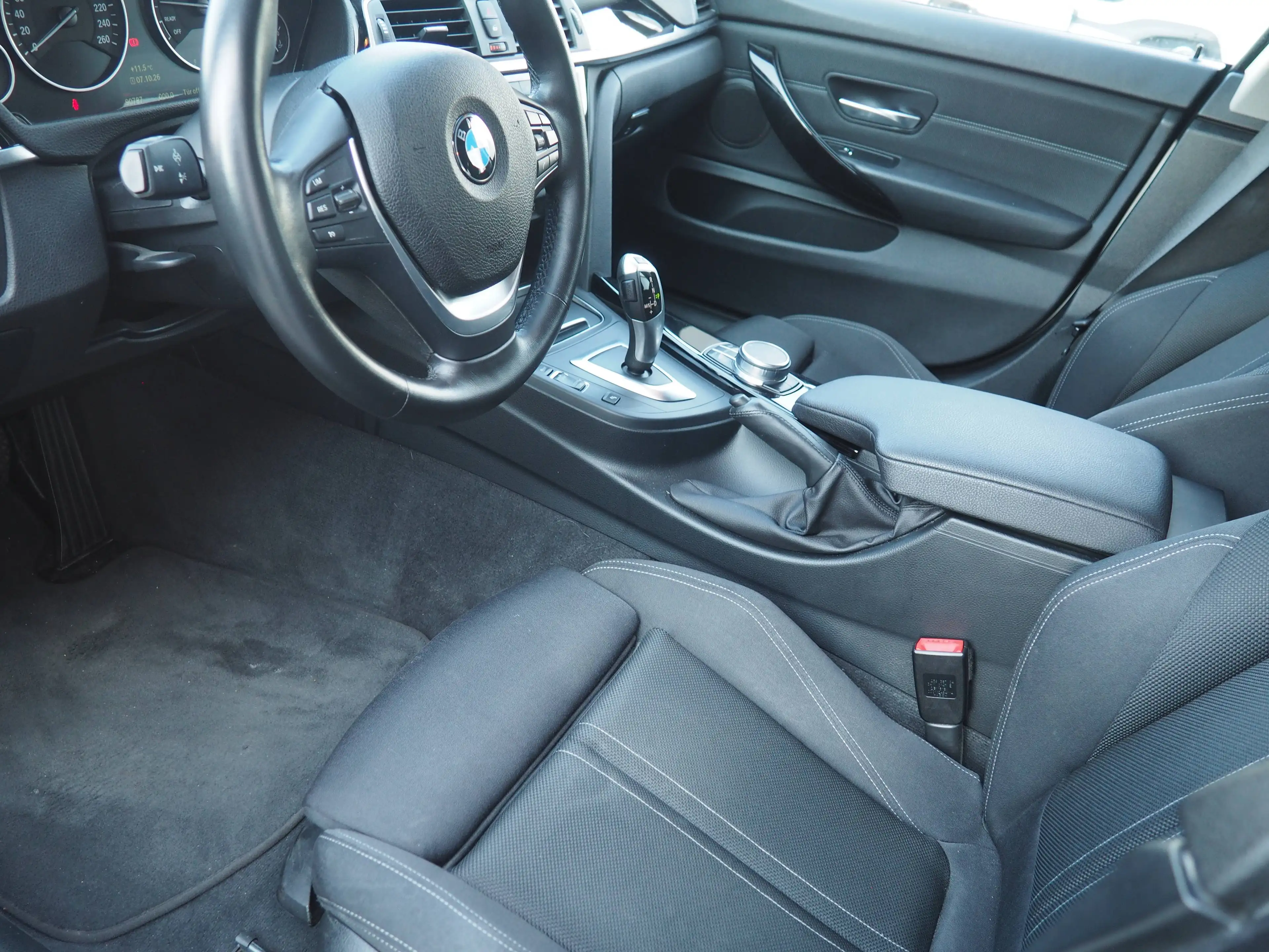 BMW 420 i Gran Coupe Aut. Advantage*NaviProf*LED*Sportsitz*PDC* — photo 14