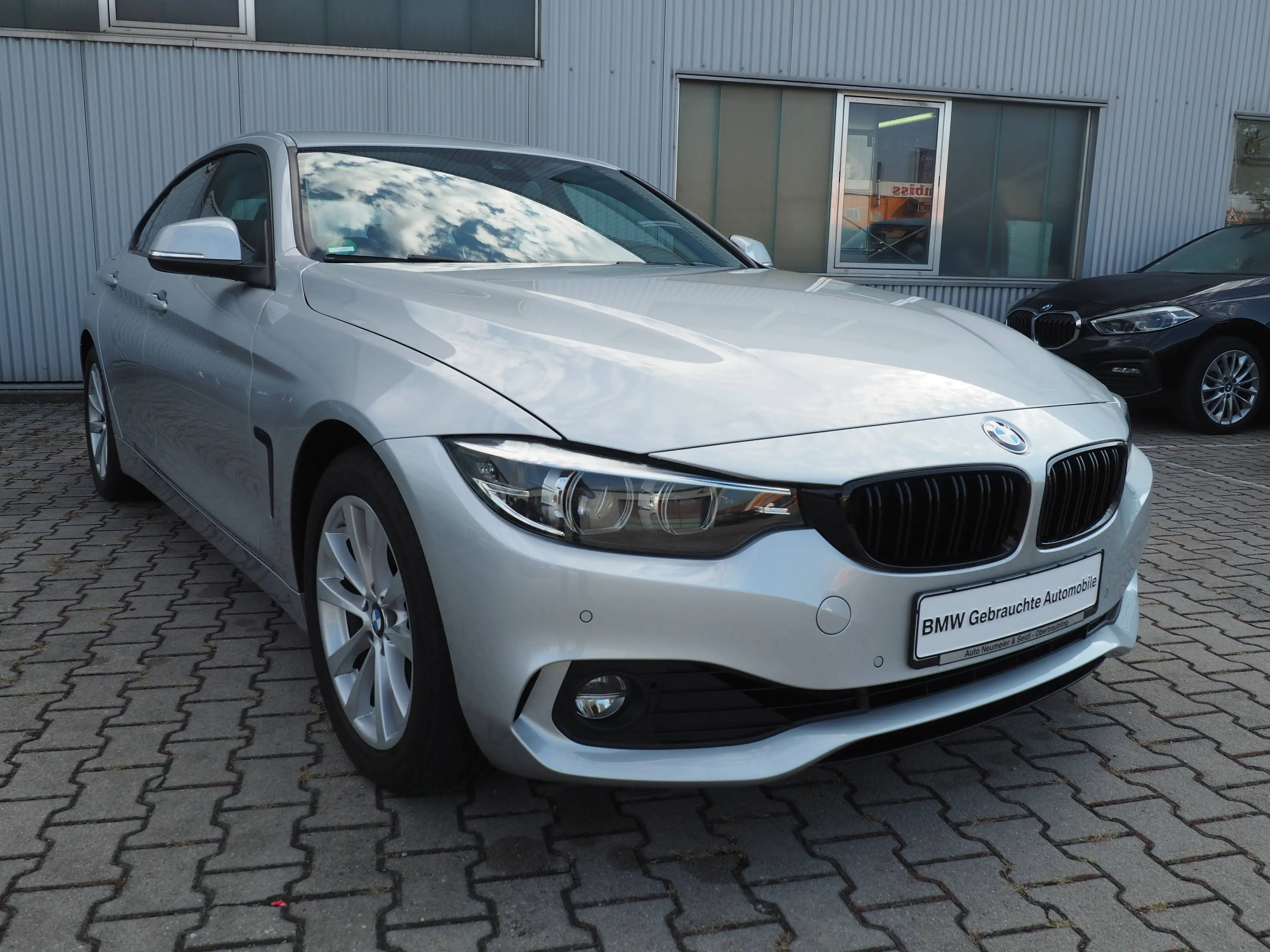 BMW 420 i Gran Coupe Aut. Advantage*NaviProf*LED*Sportsitz*PDC*