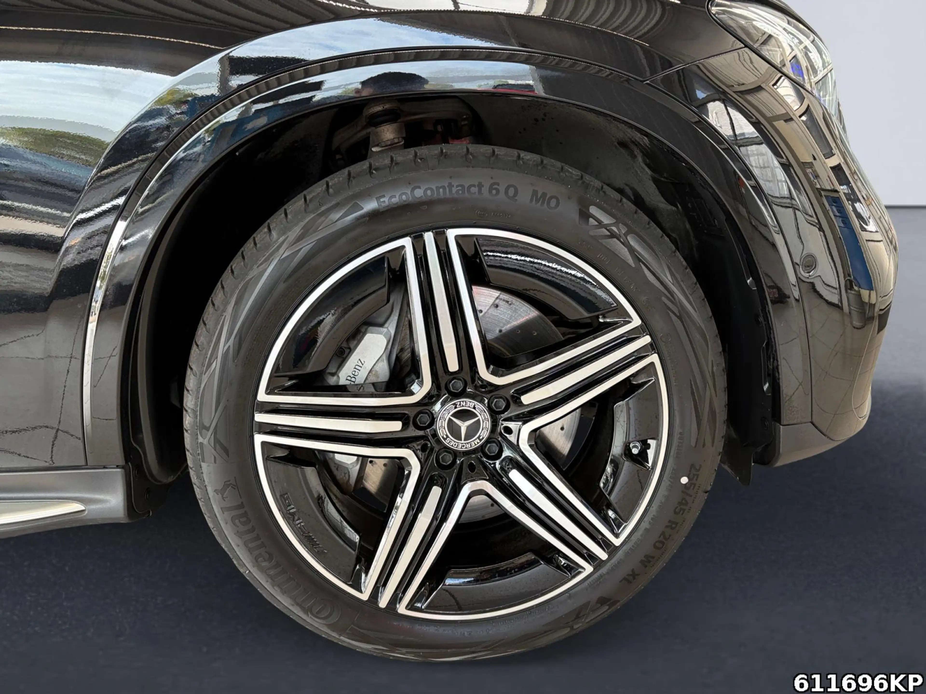 Mercedes-Benz GLC 300 4M AMG Coupé  Pano Burmester 360° Night — photo 5