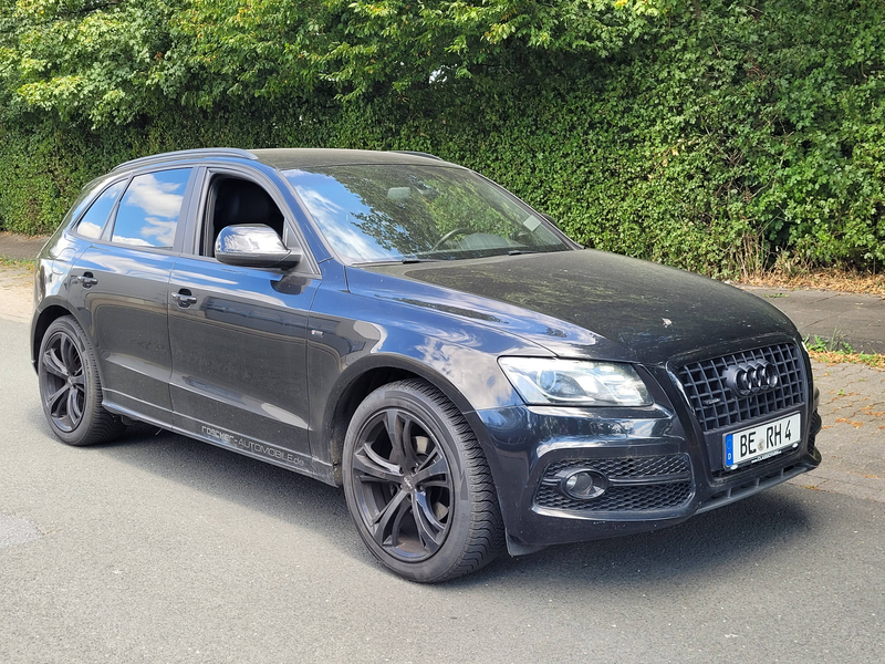 Audi Q5 S-Line 2.0 TFSI 155 kW quattro Black Edition — photo 2