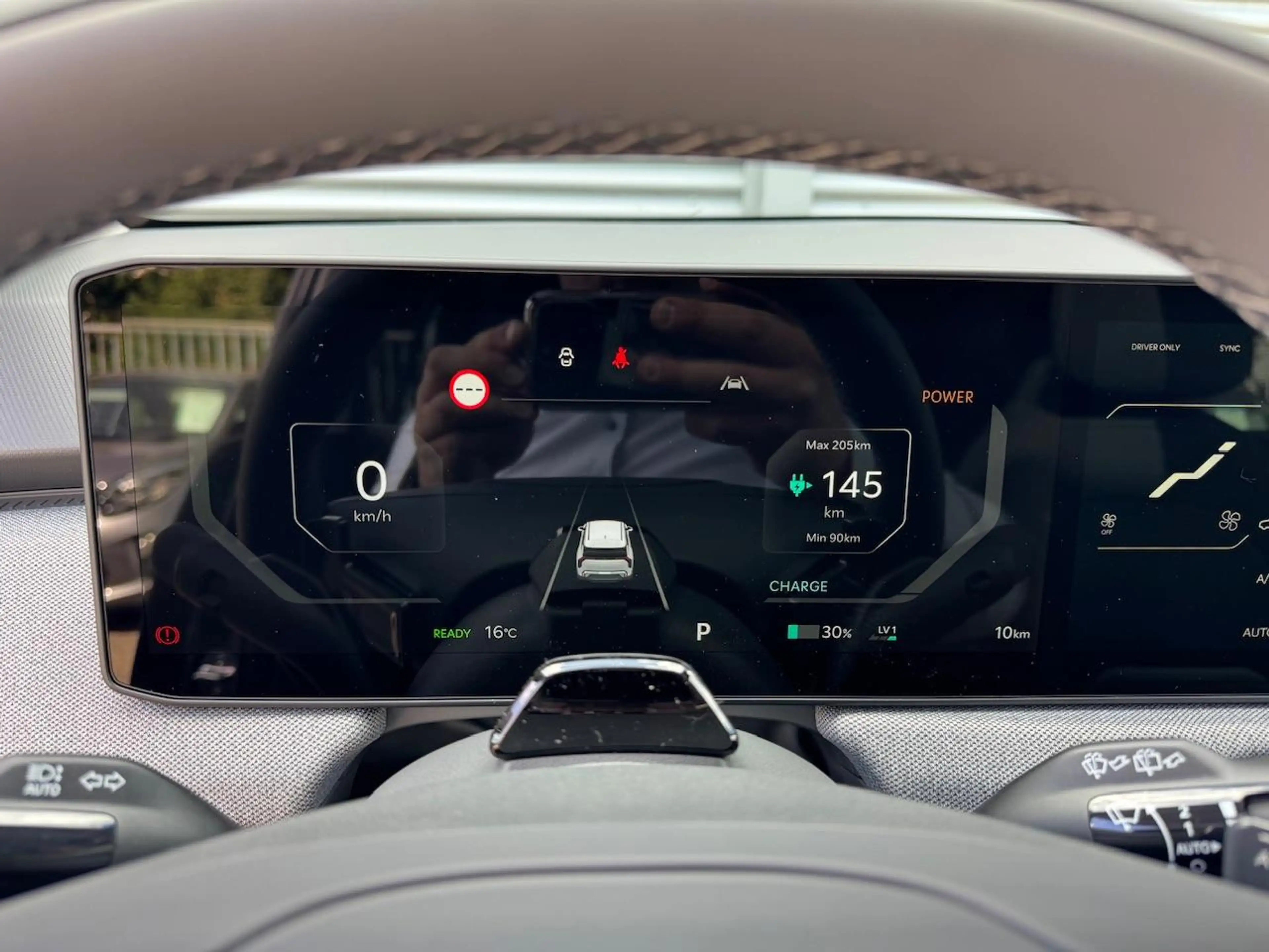 Kia EV3 81,4 kWh 204pk Plus Advanced | Schuif/Kanteldak | — photo 14