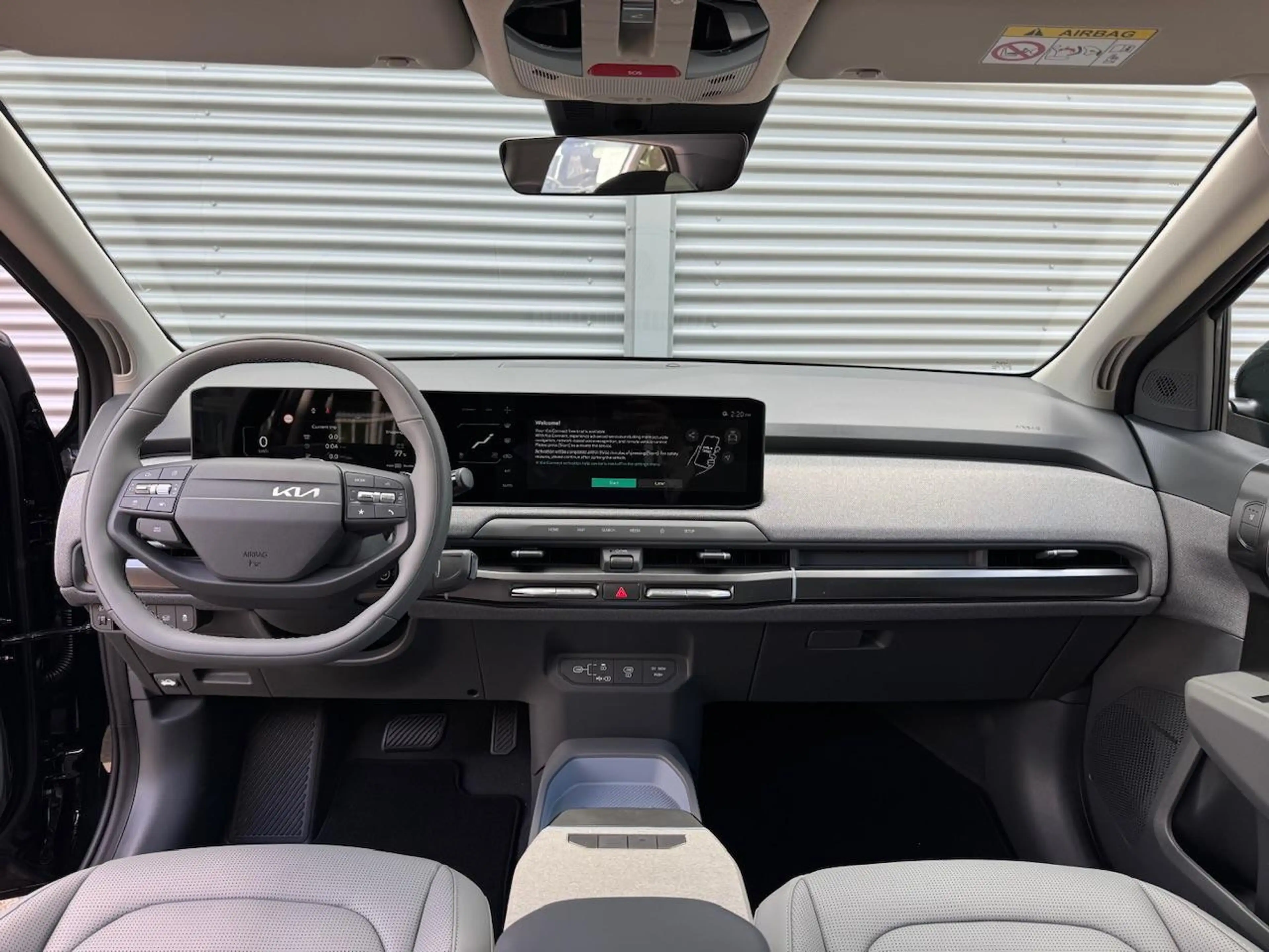 Kia EV3 81,4 kWh 204pk Plus Advanced | Schuif/Kanteldak | — photo 12