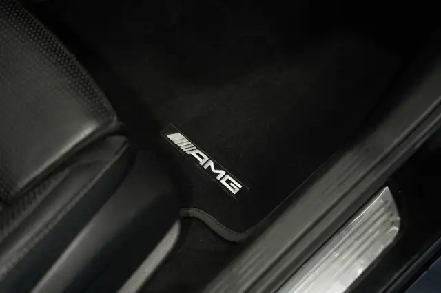 Mercedes-Benz C 63 Amg view 14