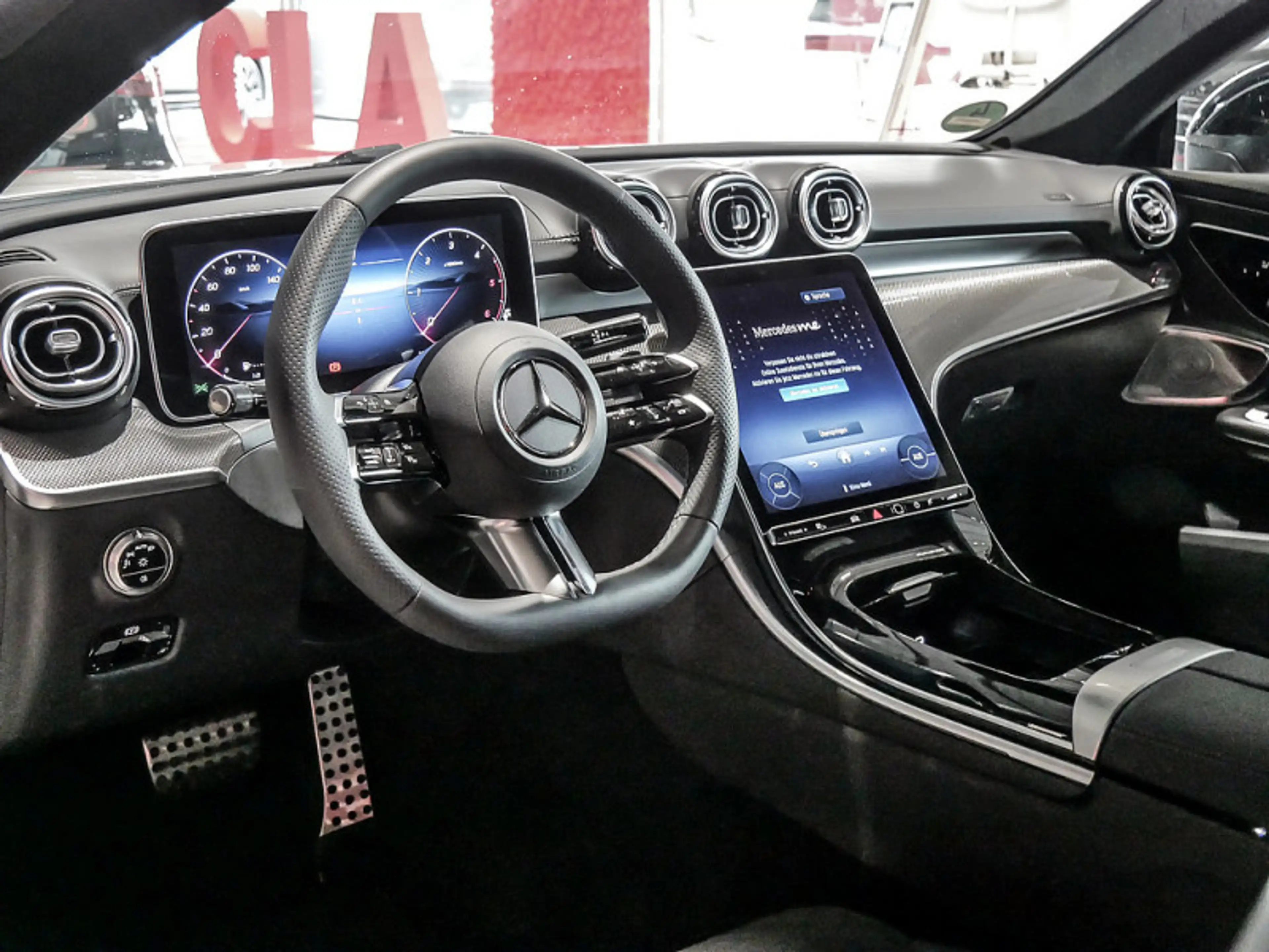 Mercedes-Benz CLE 220 d Coupé BURM AMG NIGHT DISTR SPUR PANO — photo 10