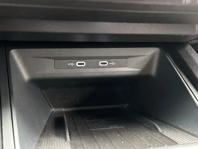 Cupra Leon view 28