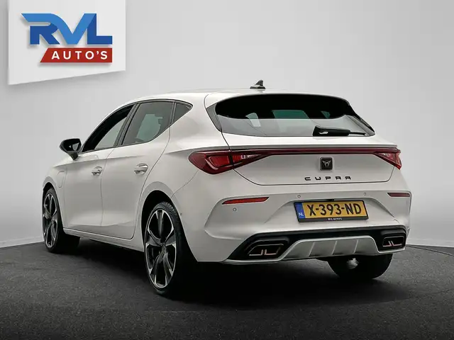 Cupra Leon view 3