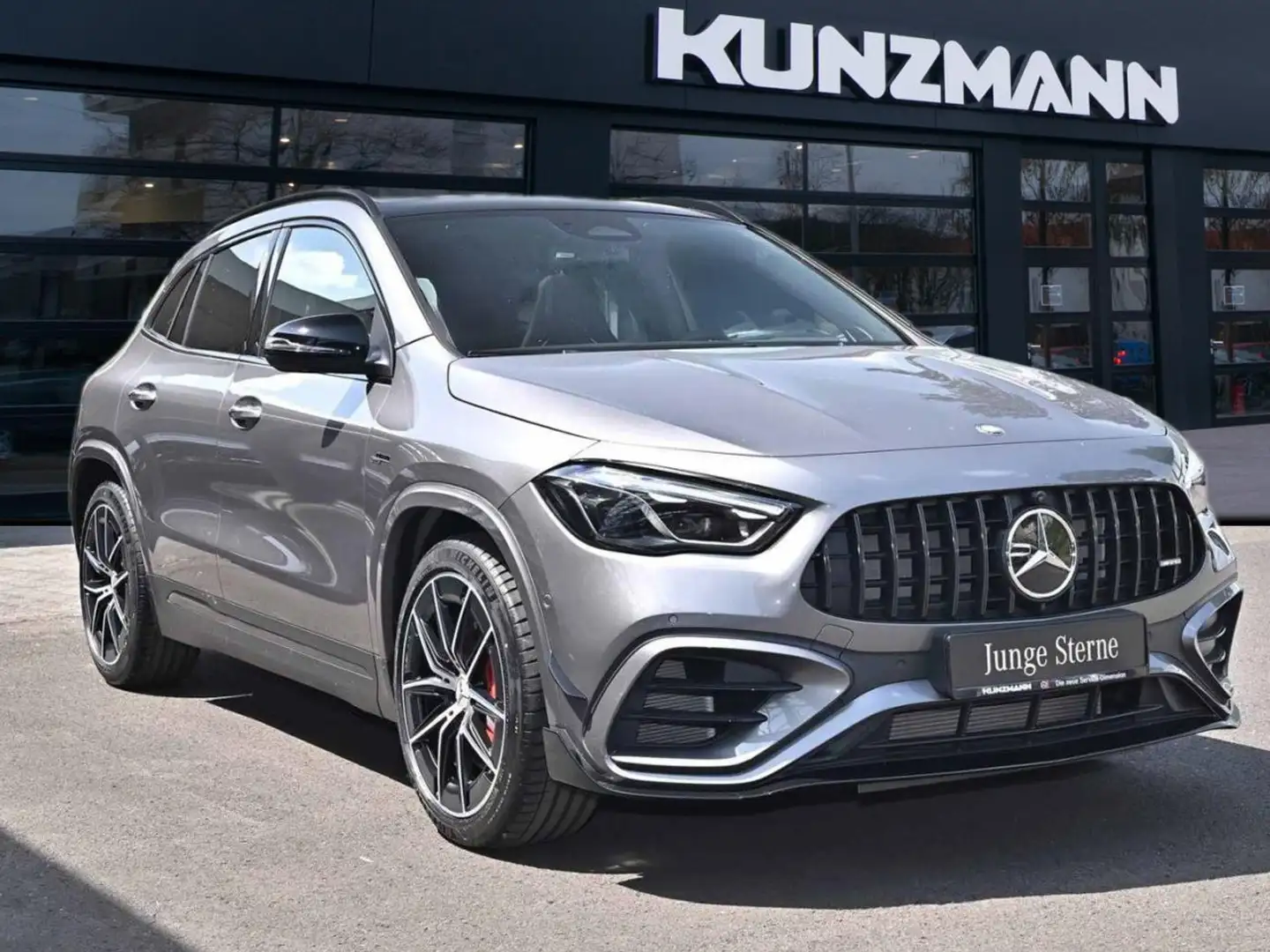 Mercedes-Benz GLA 45 AMG S 4M+ Night MBUX Distronic Panorama Grigio - 2
