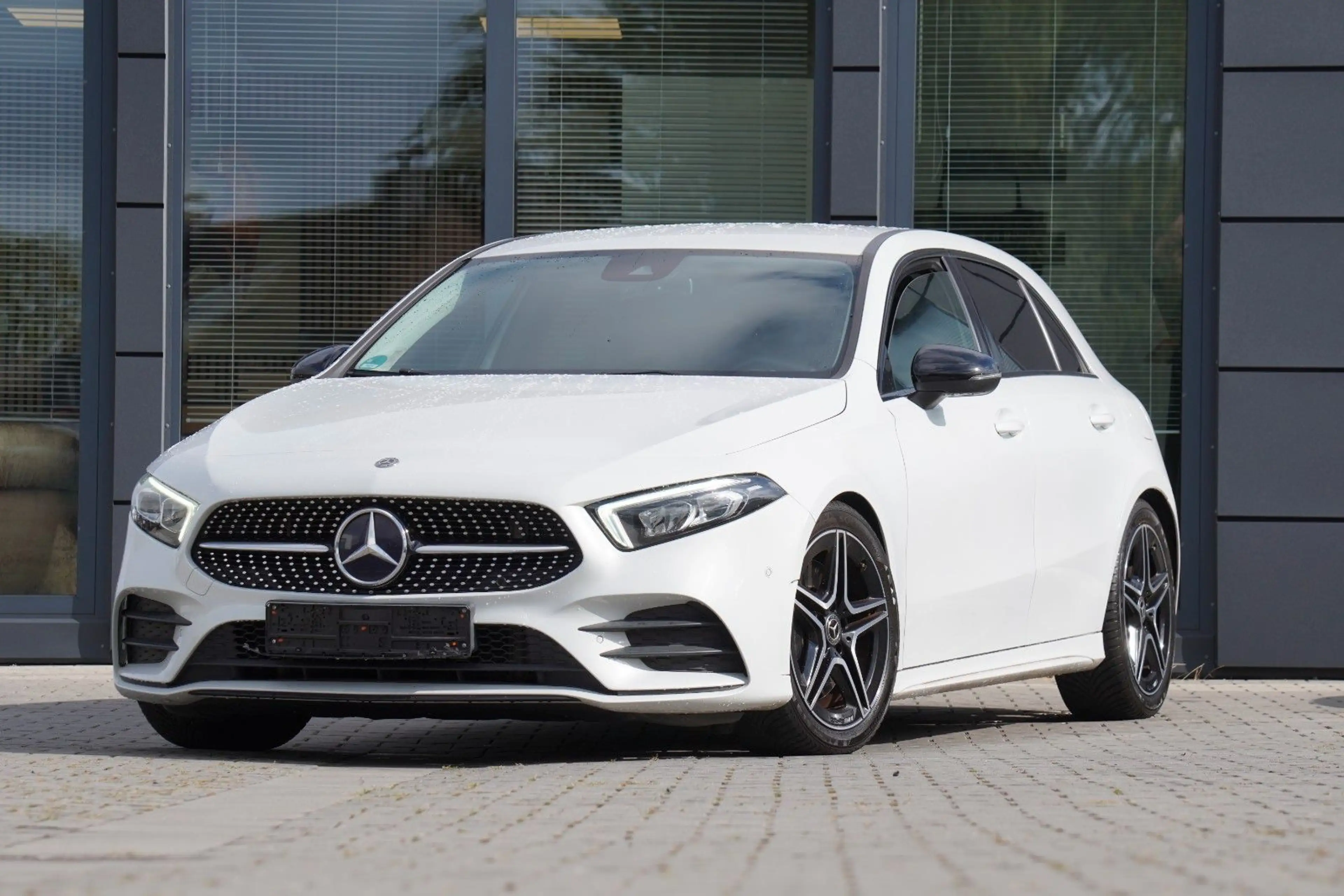 Mercedes-Benz A 250 AMG Line MIT 3 JAHREN GARANTIE !!! — photo 10