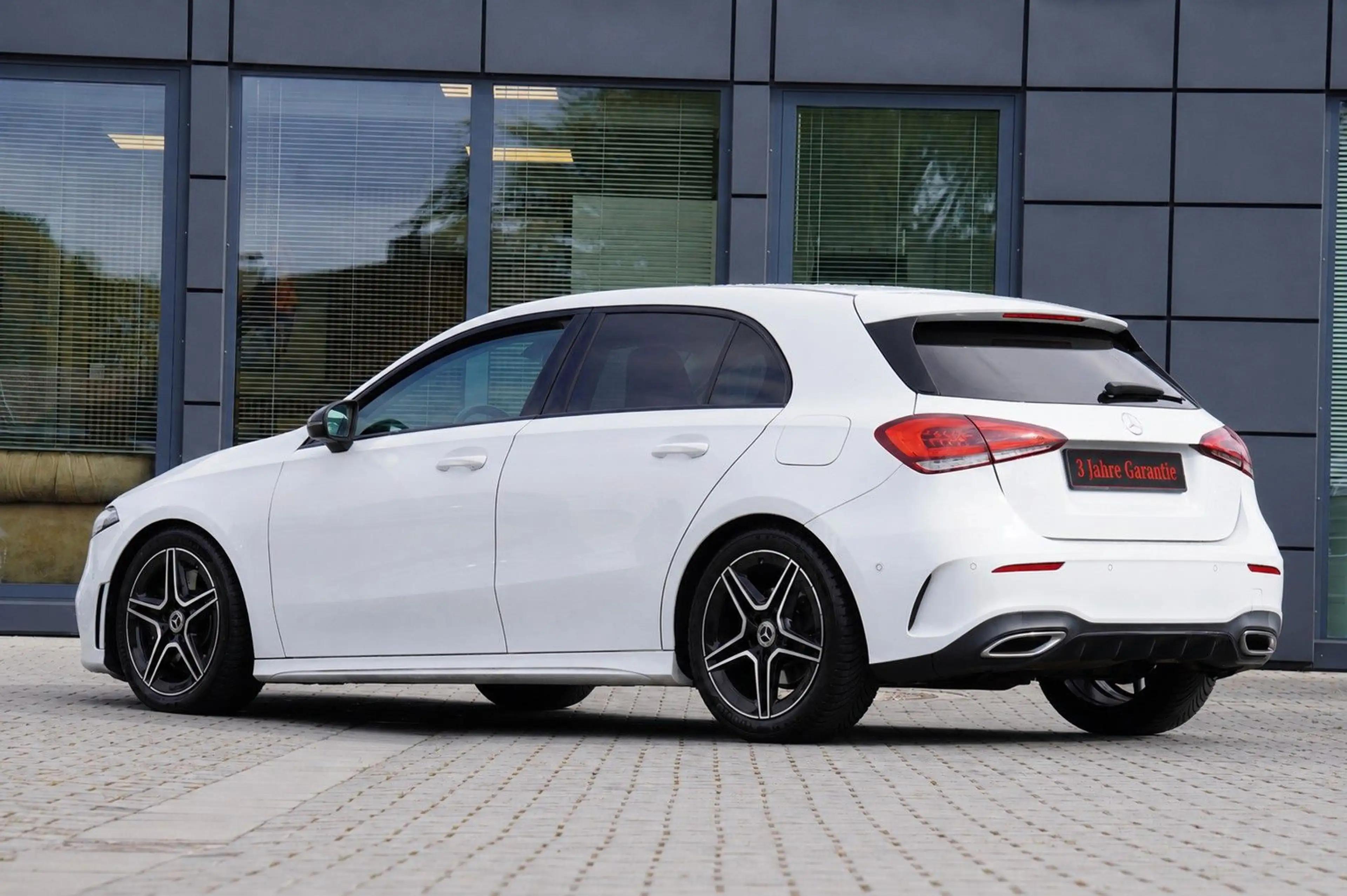 Mercedes-Benz A 250 AMG Line MIT 3 JAHREN GARANTIE !!! — photo 5