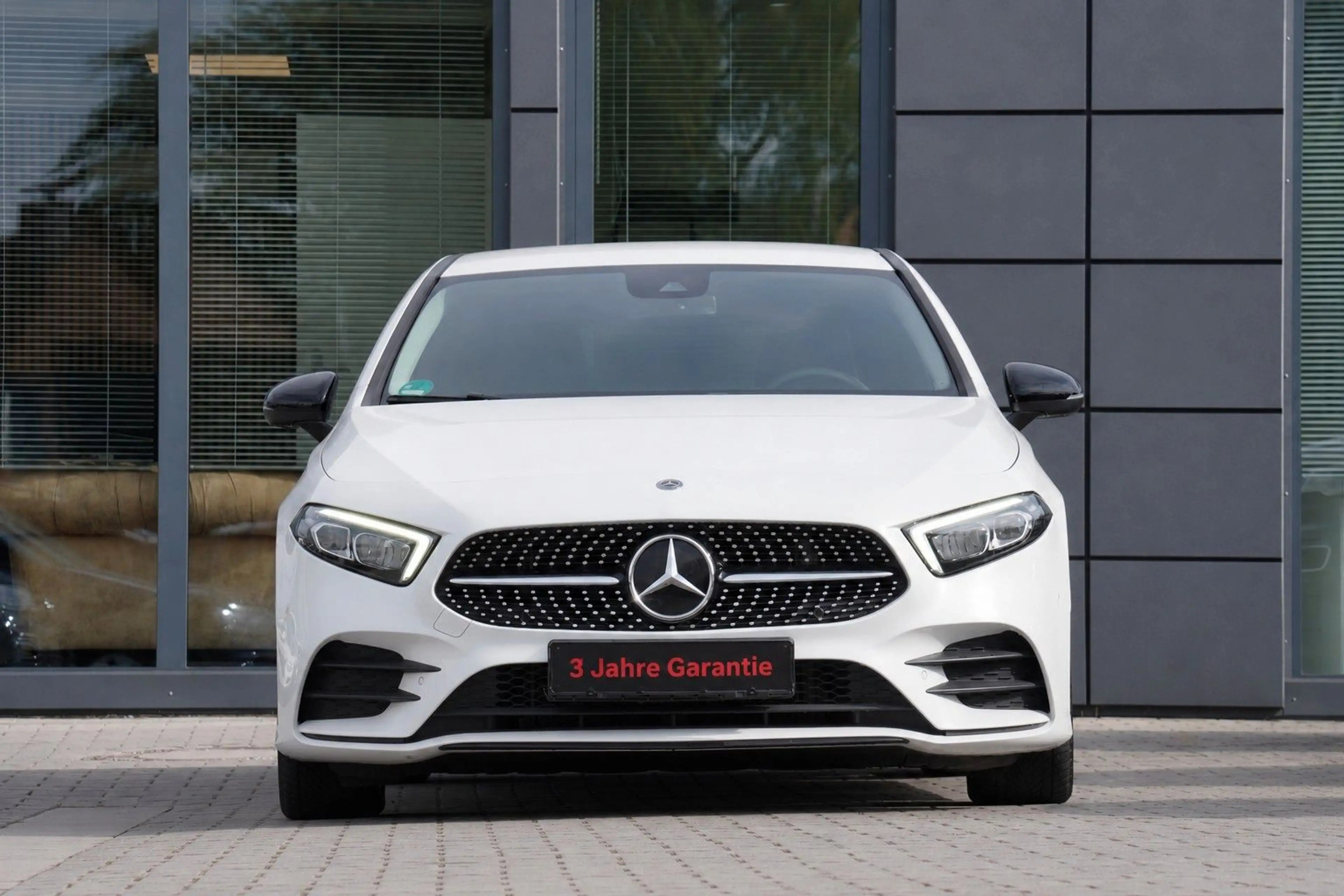 Mercedes-Benz A 250 AMG Line MIT 3 JAHREN GARANTIE !!! — photo 3
