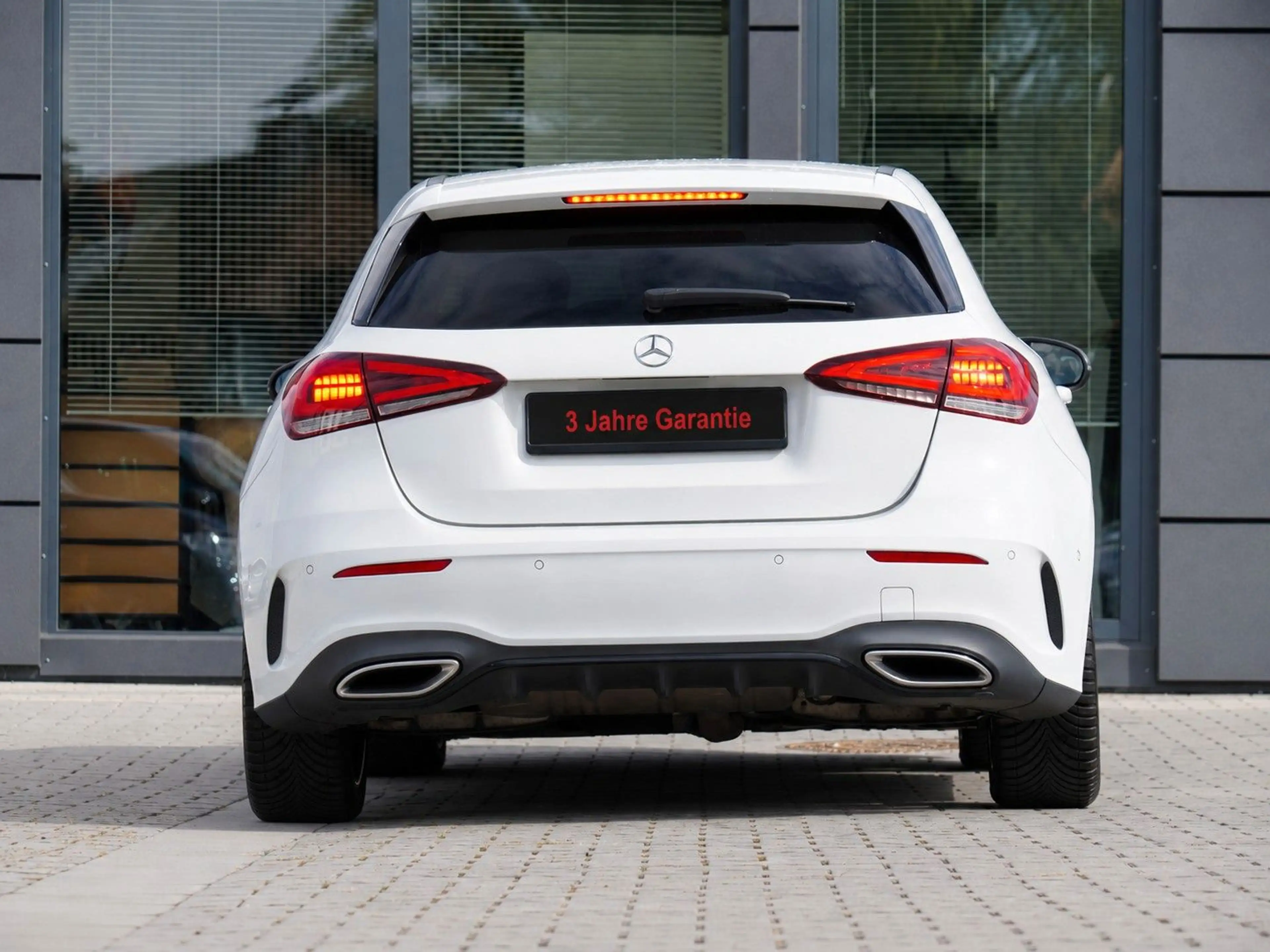 Mercedes-Benz A 250 AMG Line MIT 3 JAHREN GARANTIE !!! — photo 6