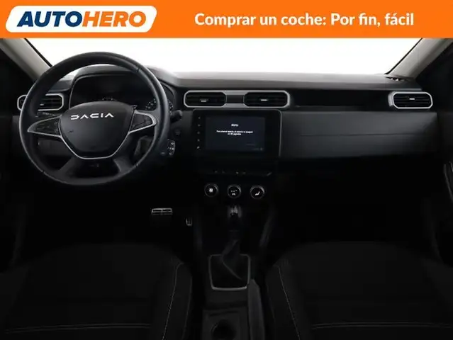 Dacia Duster view 13