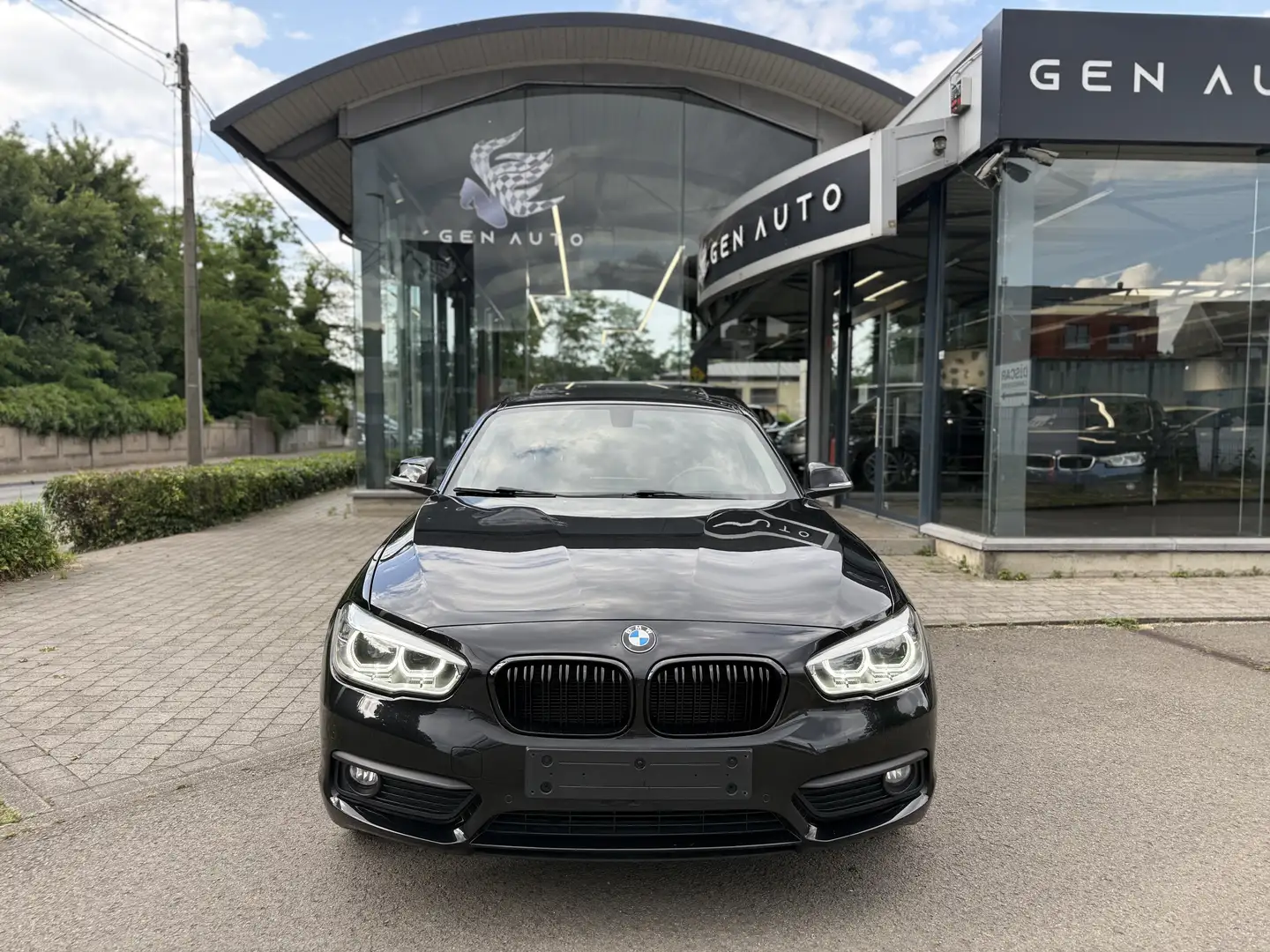 BMW 116 Pack M Int. Xenon GPS Toit Ouvrant PDC Att. Rem. Чорний - 2