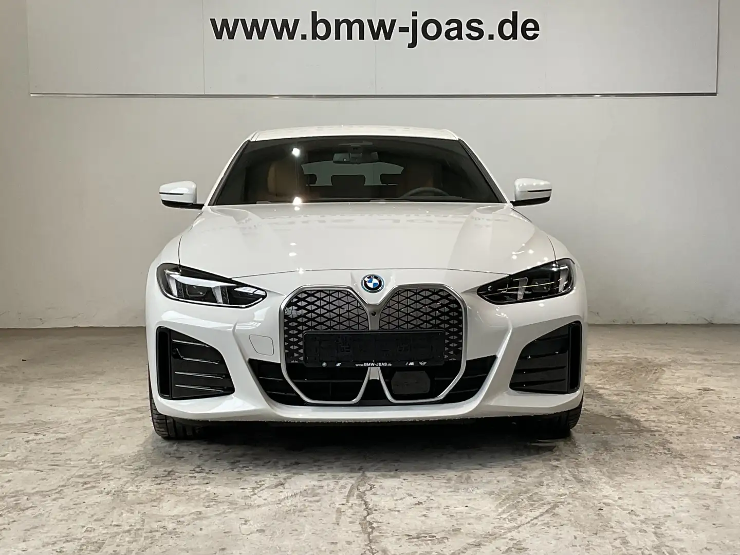 BMW i4 xDrive40  19" LMR Mischbereifung, Komfortzugang, A Weiß - 2