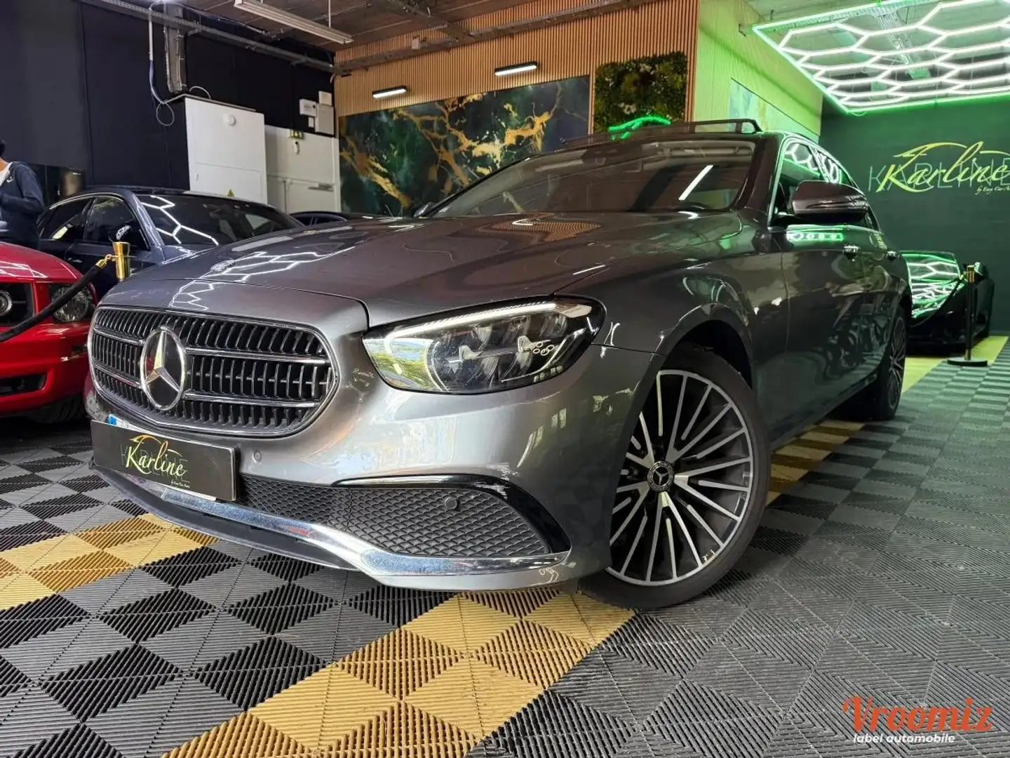 Mercedes-Benz E 220 2.0 220 D 195 cv AVANTGARDE LINE 9G-TRONIC I CARPLAY - TOIT OUVRANT Noir - 1