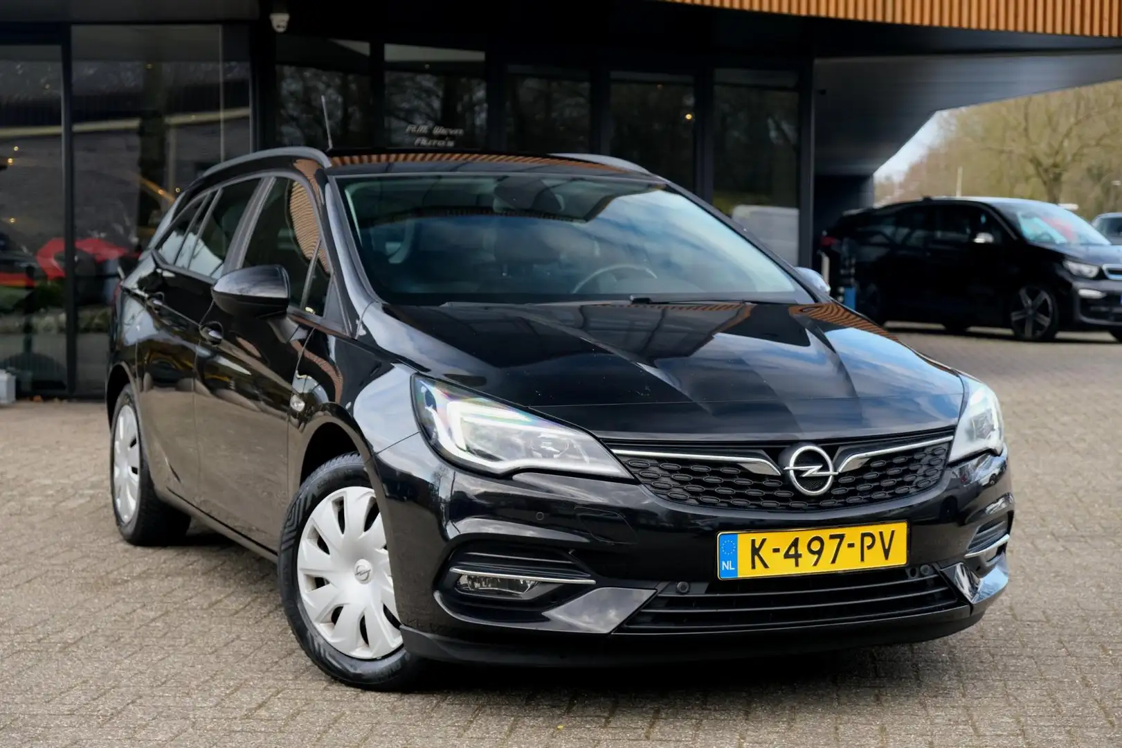 Opel Astra Sports Tourer 1.2 Business Edition/Nieuwe Motor/Ca Zwart - 2