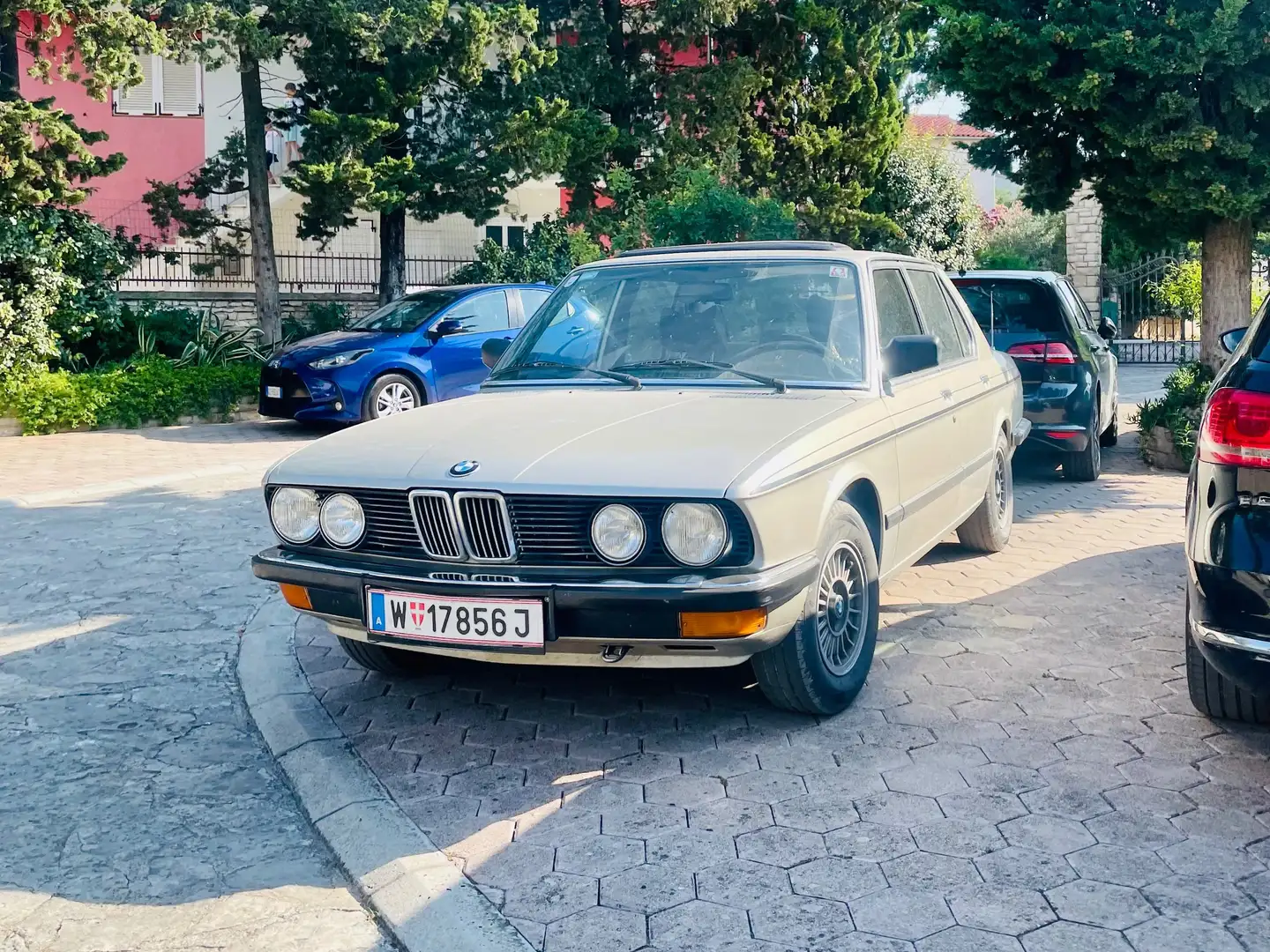 BMW 518 Brons - 1