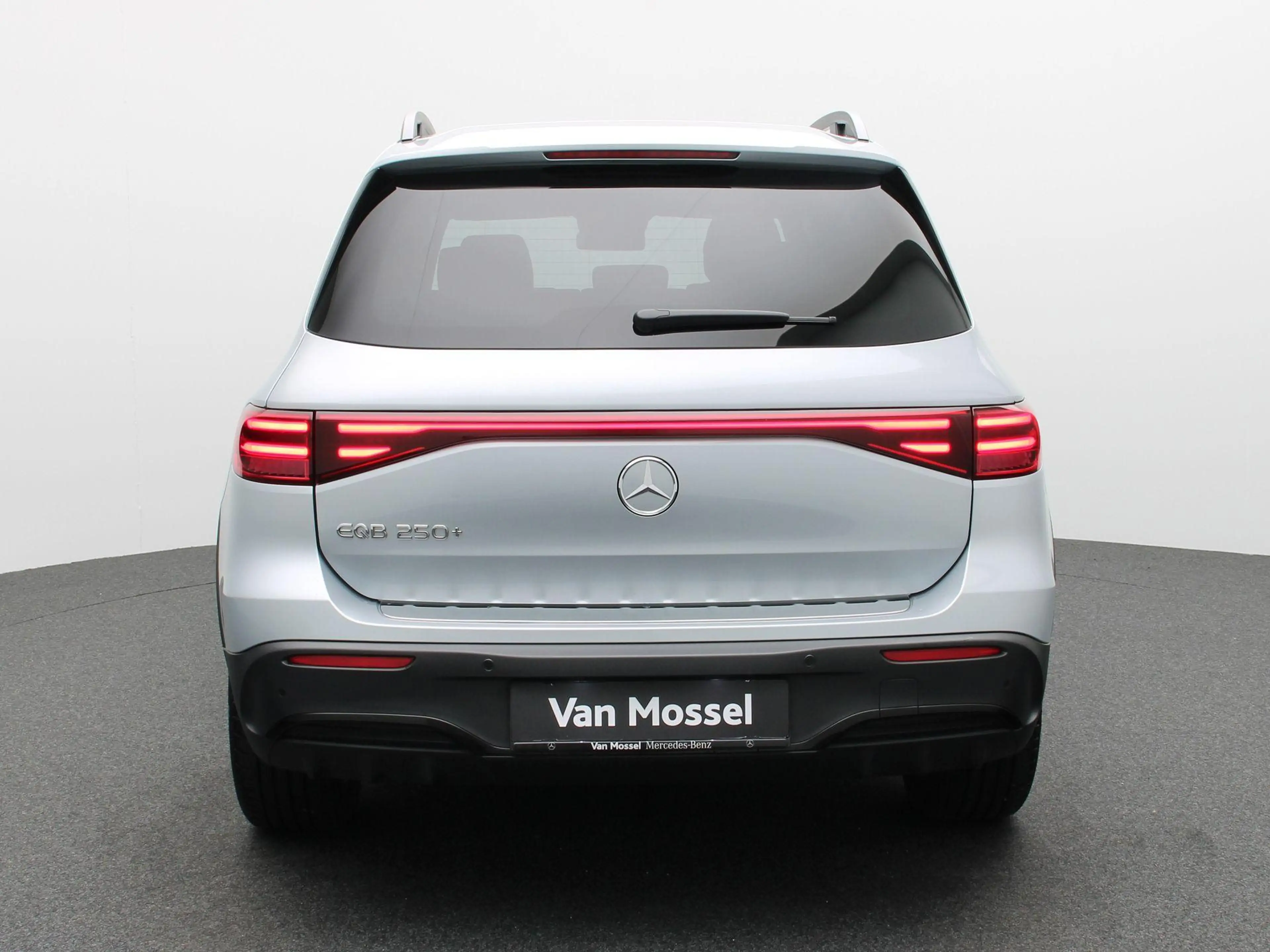 Mercedes-Benz EQB 250 250+ Star Edition + 7 ZITPLAATSEN + PANO DAK + BUR — photo 5