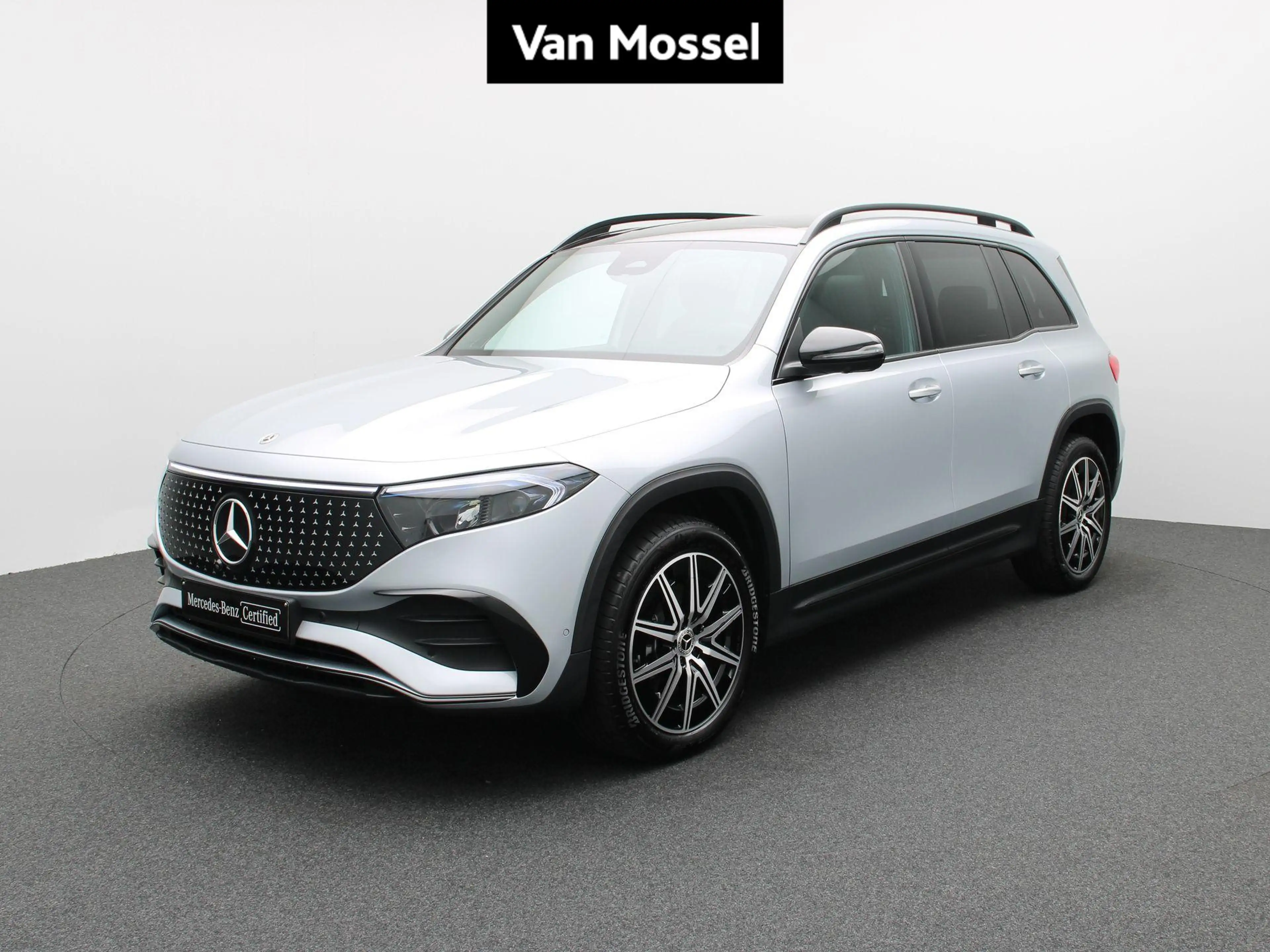 Mercedes-Benz EQB 250 250+ Star Edition + 7 ZITPLAATSEN + PANO DAK + BUR