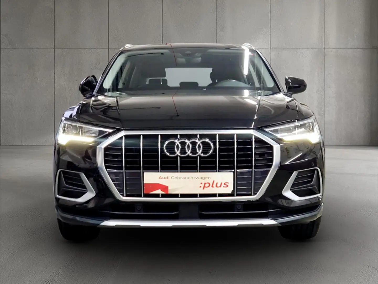 Audi Q3 35 TFSI advanced exterieur Schwarz - 2