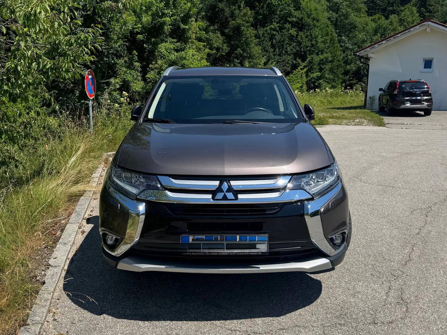 Mitsubishi Outlander Outlander Diesel 2.2 DI-D 4WD Aut. Edition+ Braun - 1