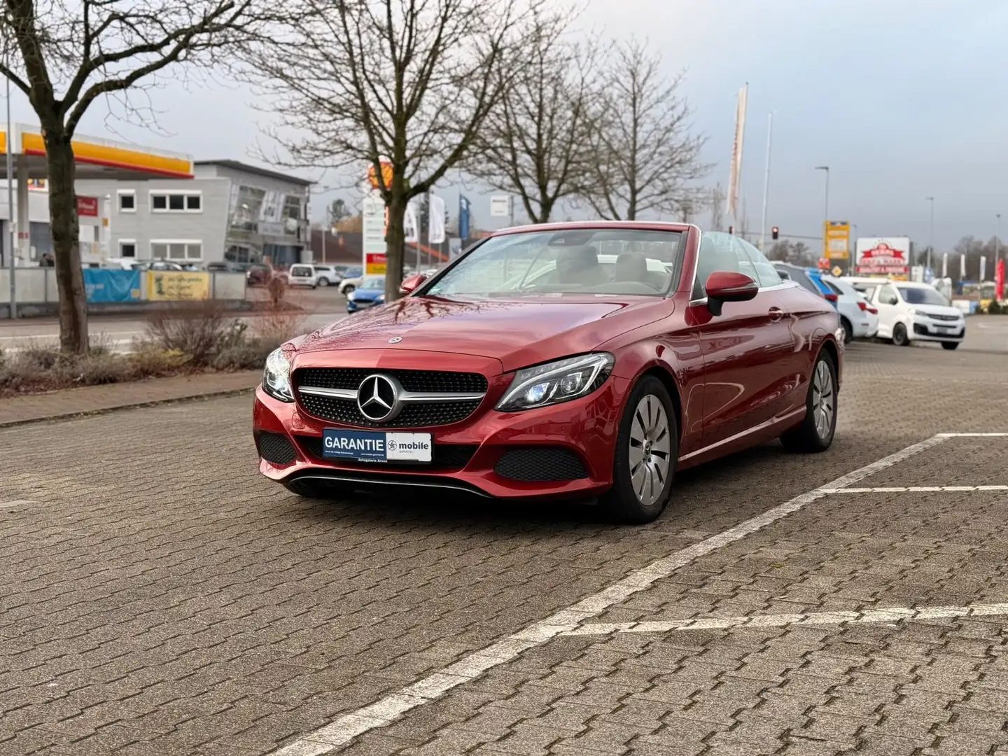 Mercedes-Benz C 220 d Cabrio *Leder *LED *1.Hd Rouge - 2