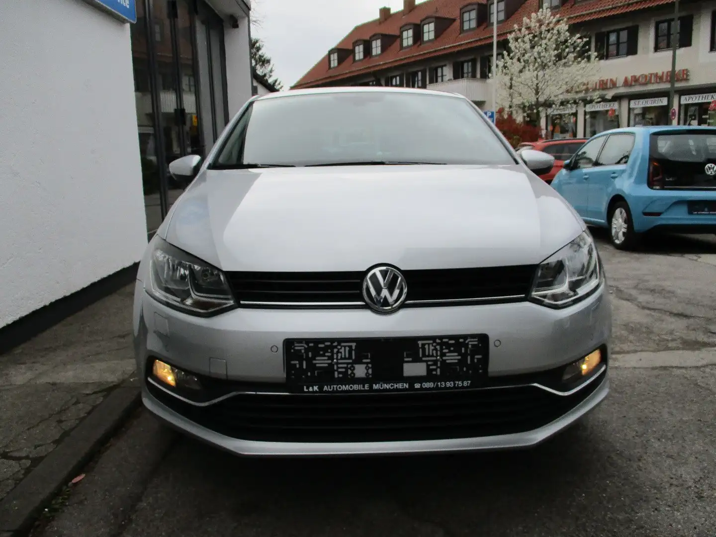 Volkswagen Polo V Allstar 1,2 TSI Aut. Klimaaut+Sitzheizung+5 Door Silber - 2