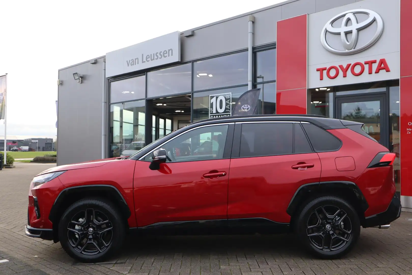 Toyota RAV 4 2.5 PLUG-IN HYBRID AWD GR SPORT 19"LMV PANODAK BLI Rot - 2