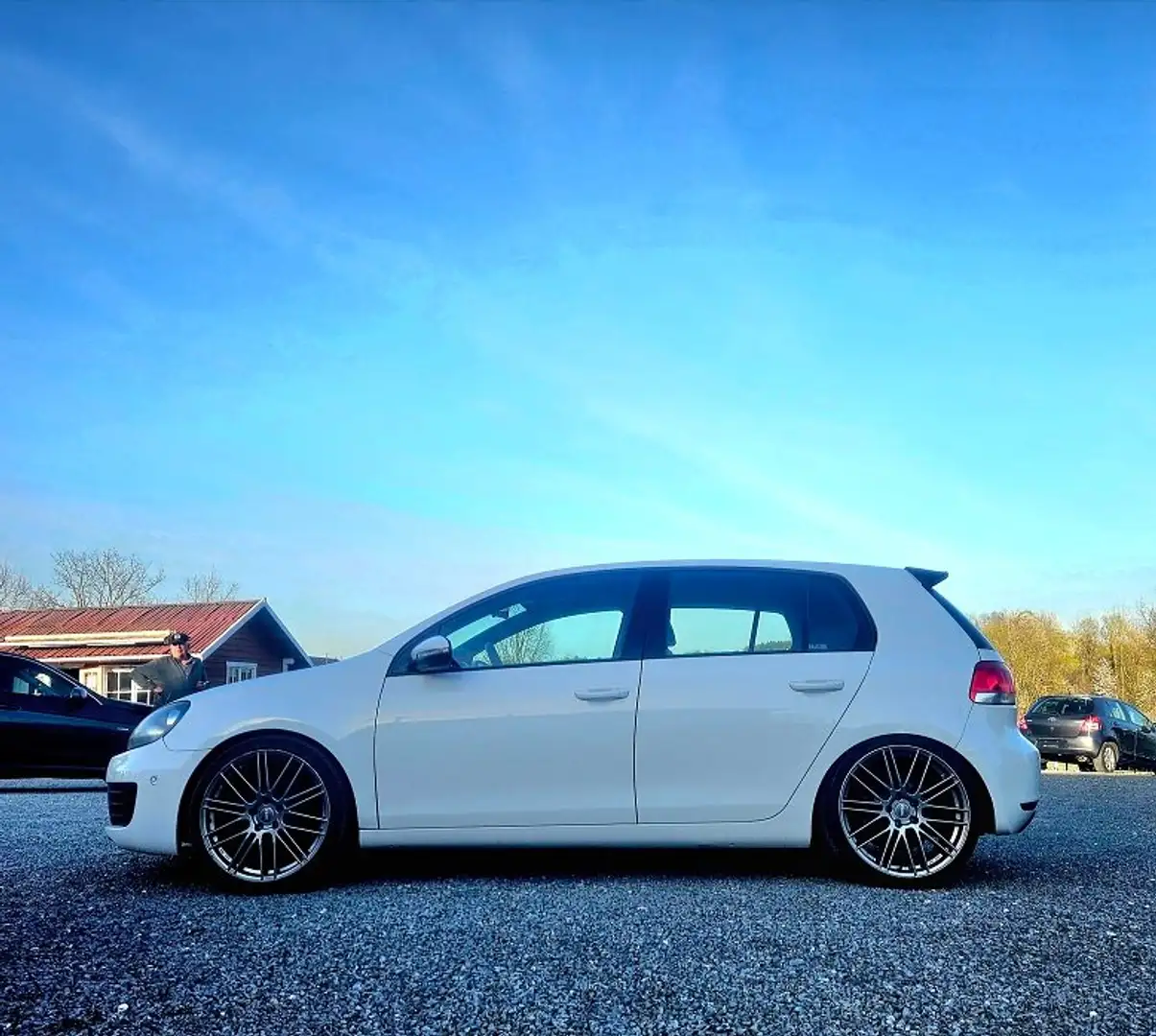Volkswagen Golf Trendline *Hu/Au neu*19"Alu*Klima*Scheckheft* Weiß - 1