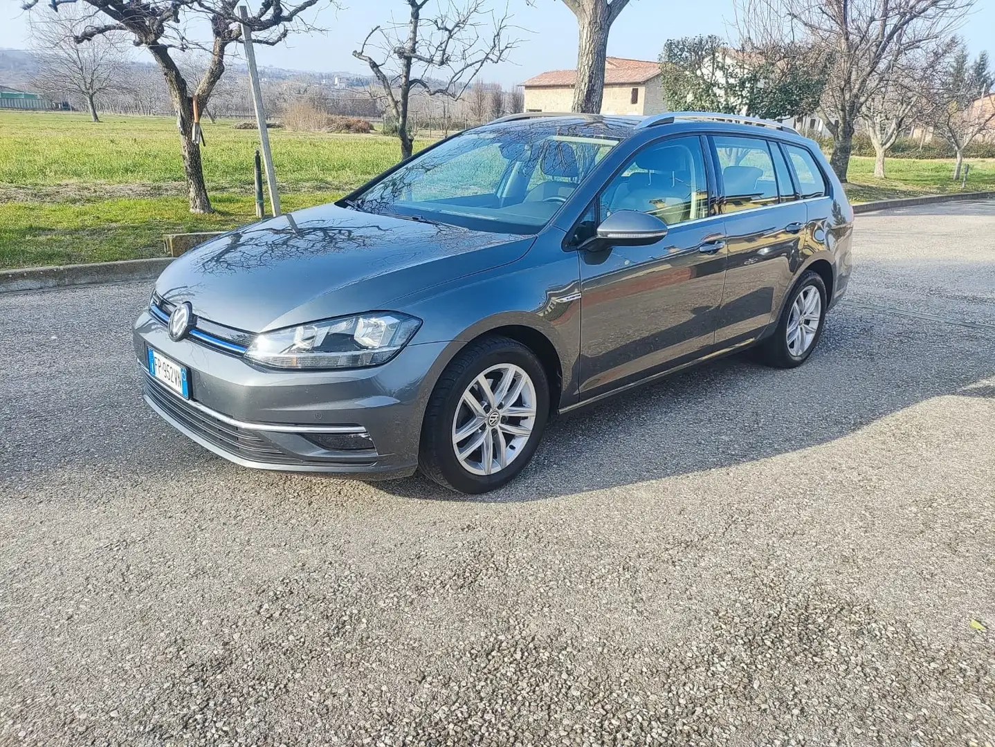 Volkswagen Golf Variant Golf Variant 1.4 tgi Executive 110cv Grigio - 1