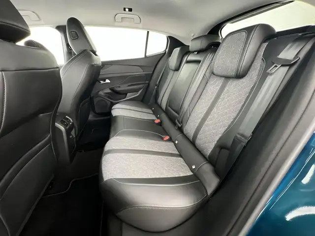 Peugeot 408 view 10