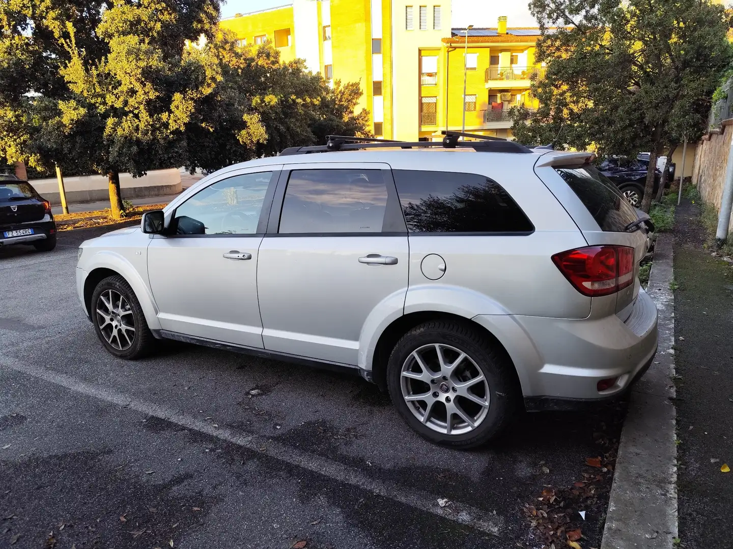 Fiat Freemont 2.0 mjt 16v Urban 140cv - 1